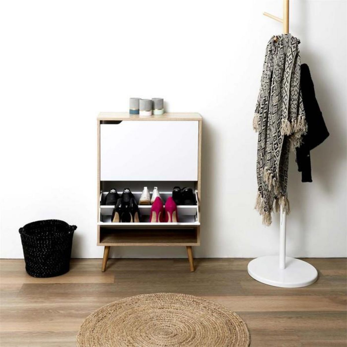 Paris Prix Meuble à Chaussures  2 Portes  91cm Blanc & Naturel