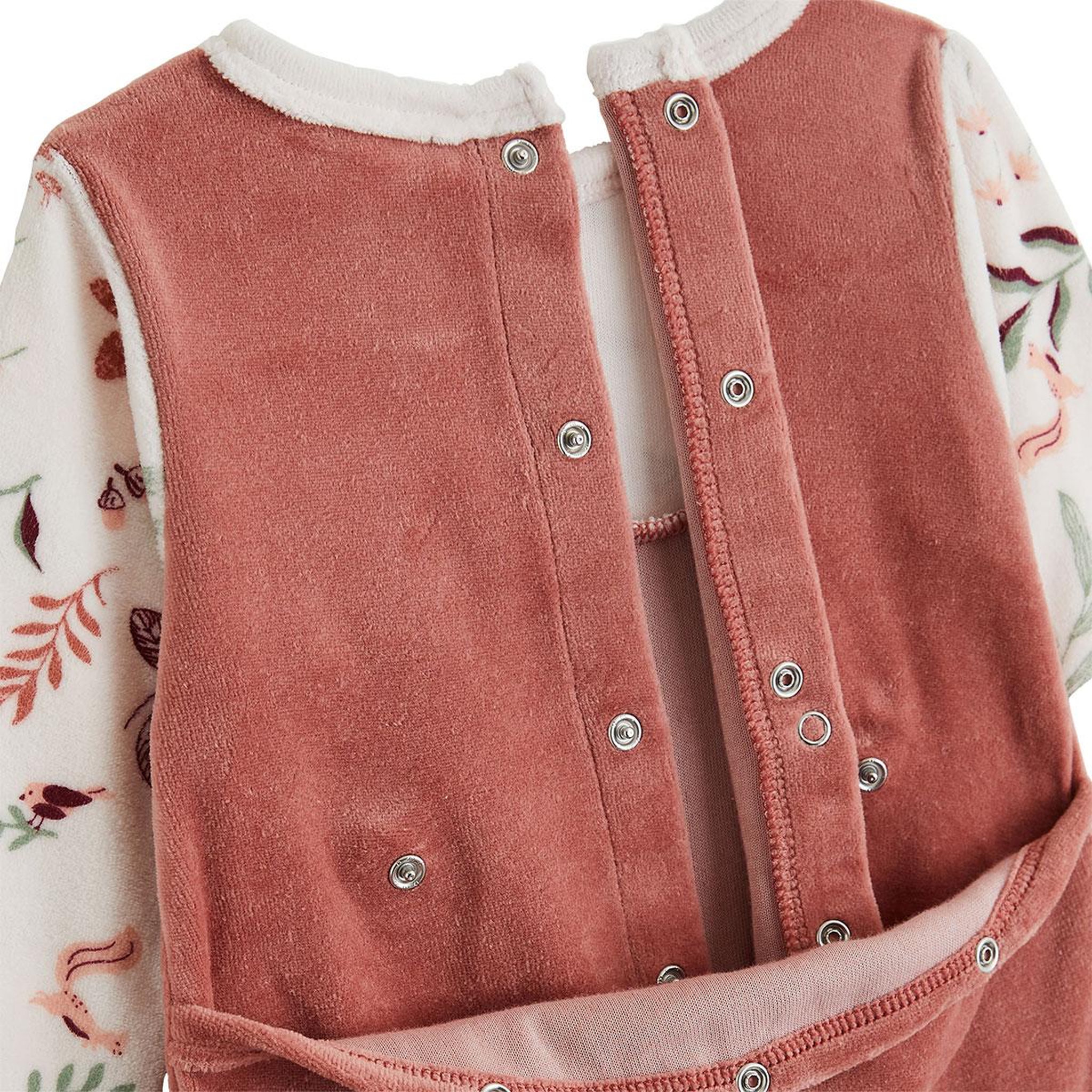 Voir la diapositive 4 : Petit BÃ©guin Pyjama bébé en velours evie