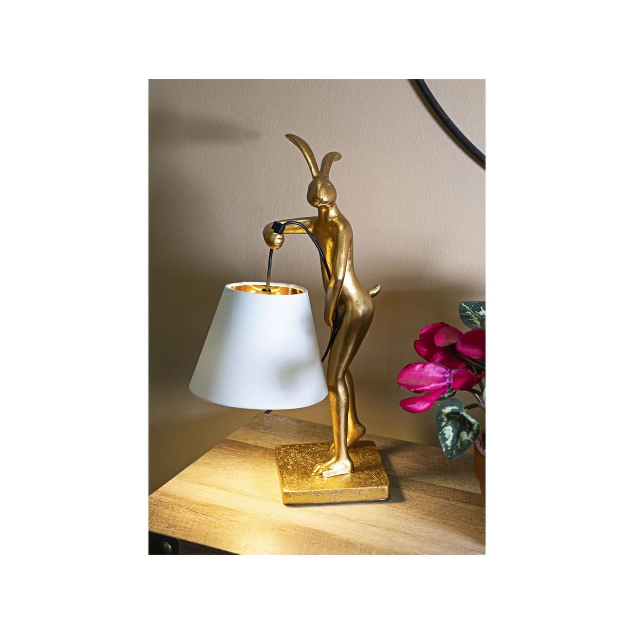 Voir la diapositive 6 : Paris Prix Lampe à poser en résine  lapin  47cm or & blanc