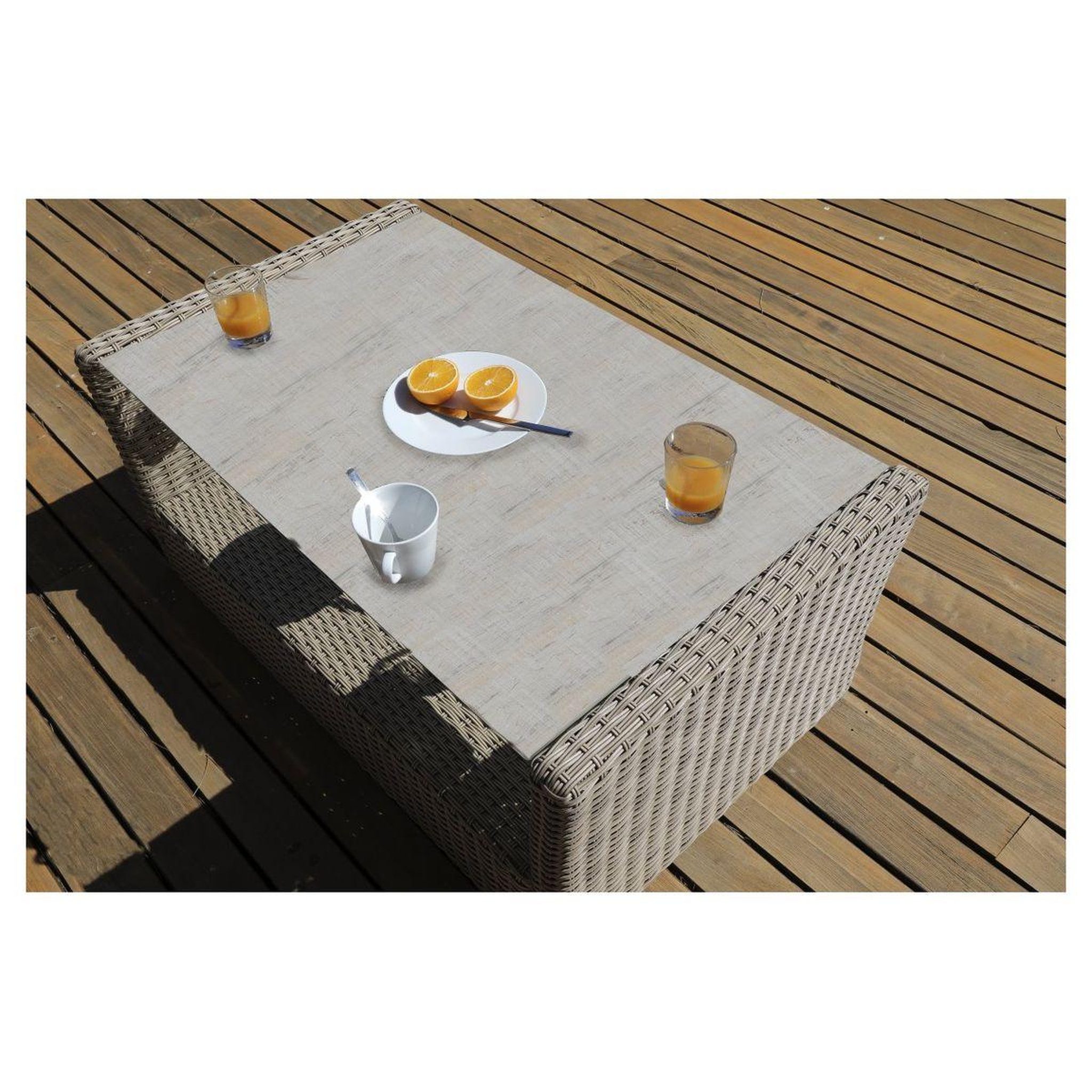 Voir la diapositive 2 : Salon bas de jardin 4 personnes en résine tréssée ACACIA