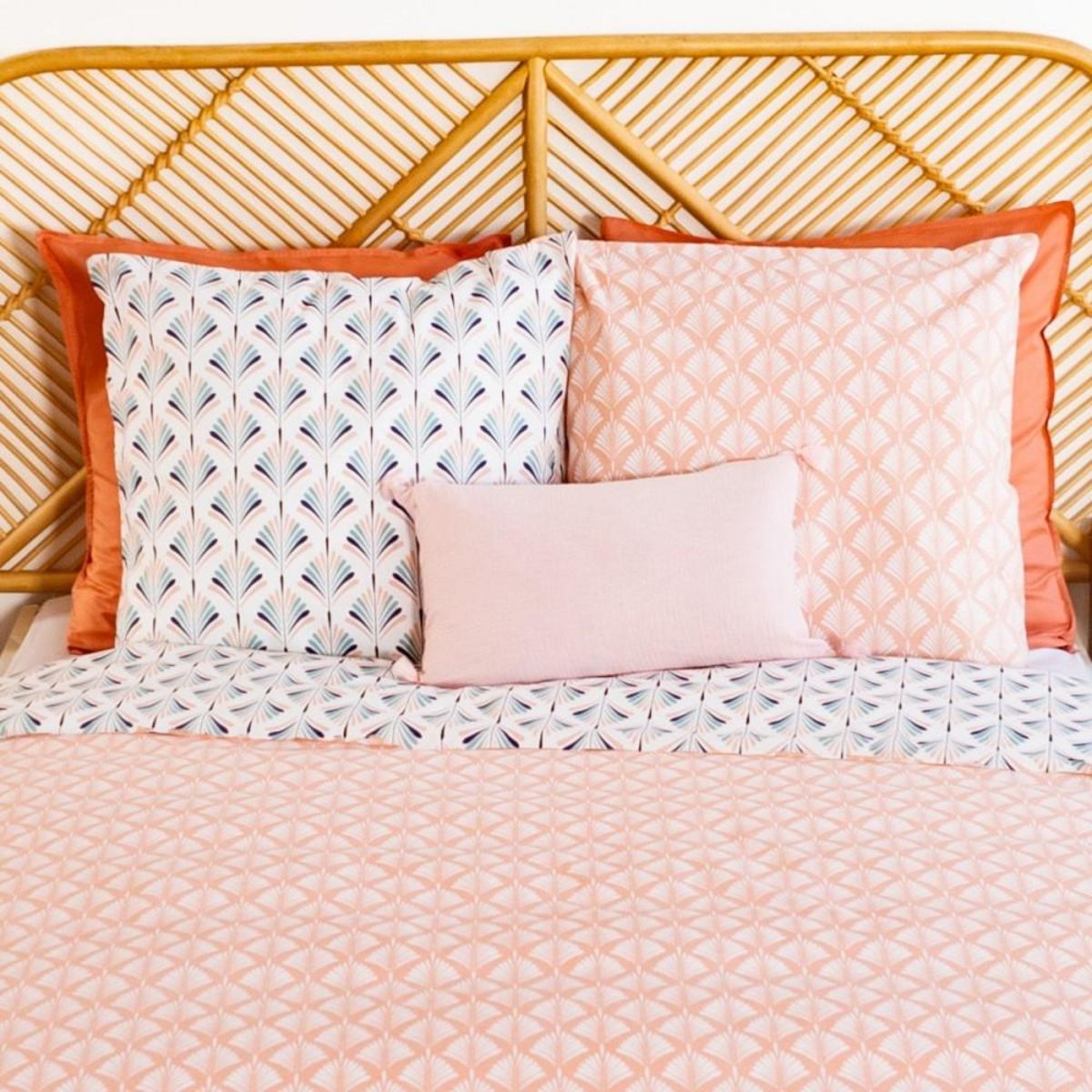 COTE DECO Housse de couette 200x200 VOLEA + 2 taies 100% coton adouci 57 fils/cm2