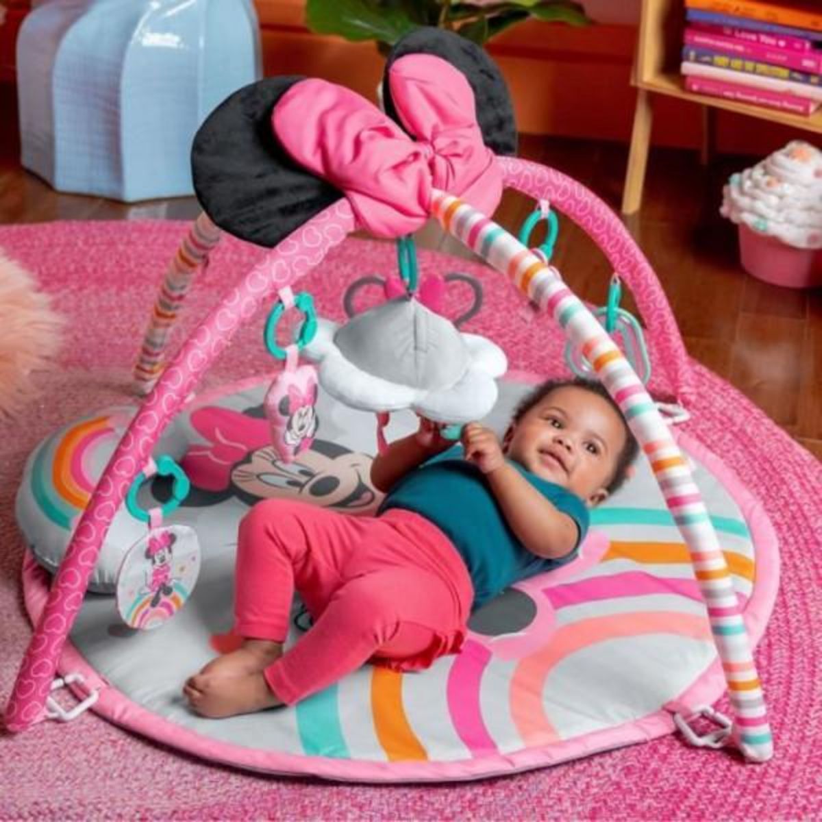 Bright Starts DISNEY BABY -MINNIE- Tapis de sol éveil bébé évolutif arche avec jouets sensoriels et musicaux, guirlande lumineuse, miroir