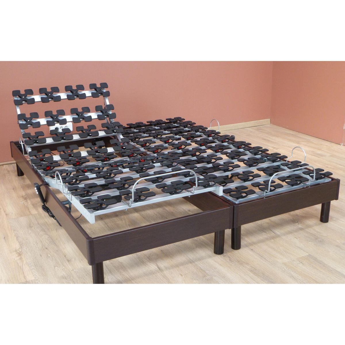 Lit relaxation électrique TPR 100% Latex alvéolé 3 zones de confort sommier tous plots 2x80x200 cm MANON