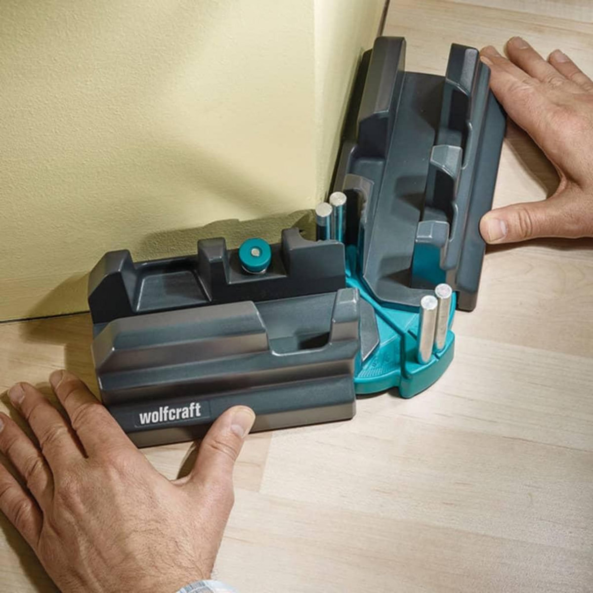 WOLFCRAFT wolfcraft Boîte a onglets et a biseau 100 mm 6948200