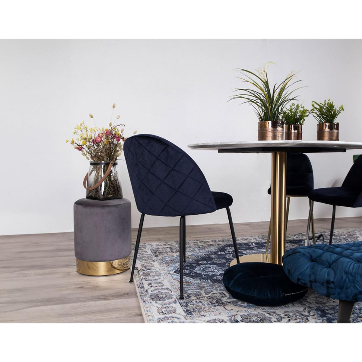 LISA DESIGN Velana - pouf - en velours