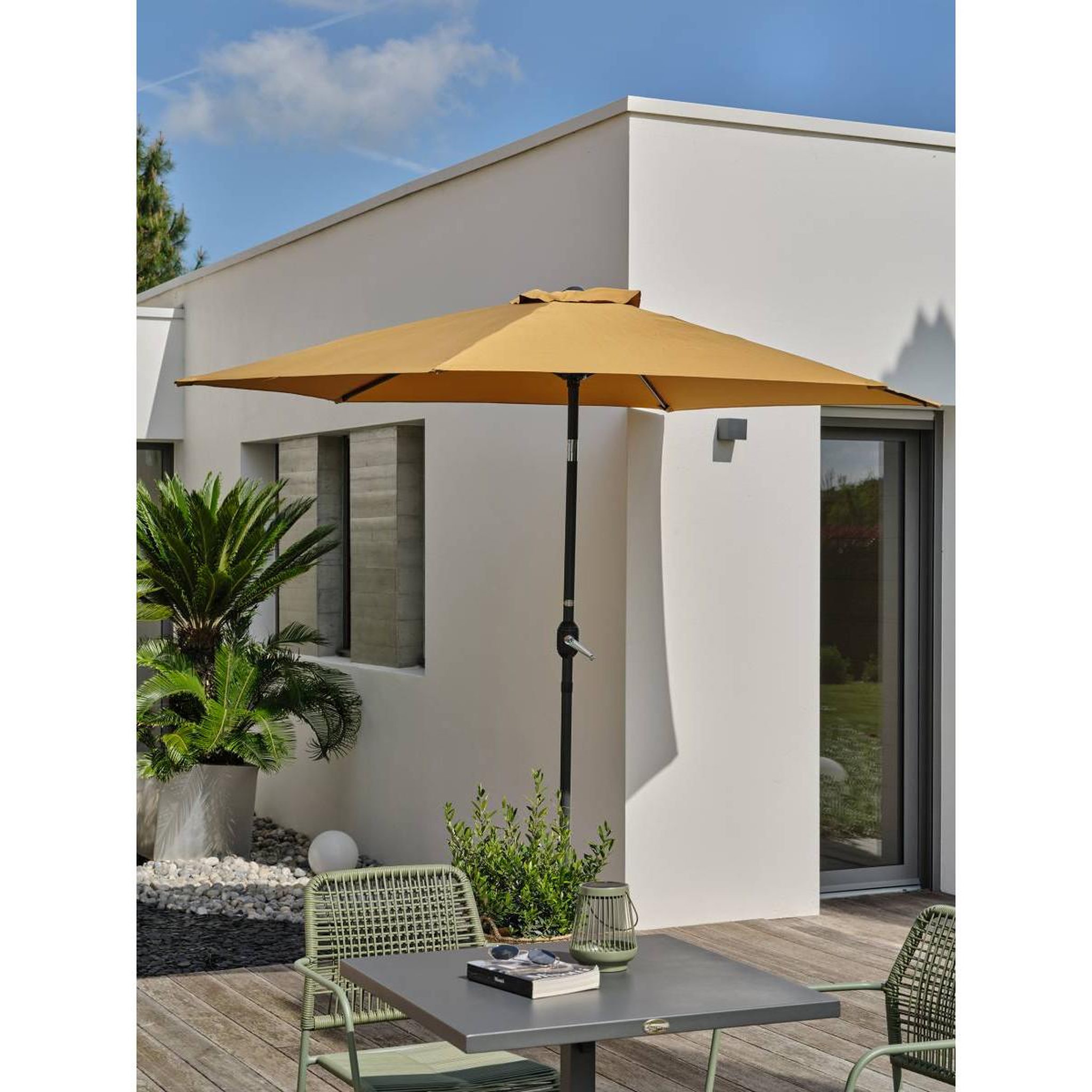 Voir la diapositive 4 : DCB GARDEN Parasol Inclinable à Manivelle  Marbella  270cm Moutarde