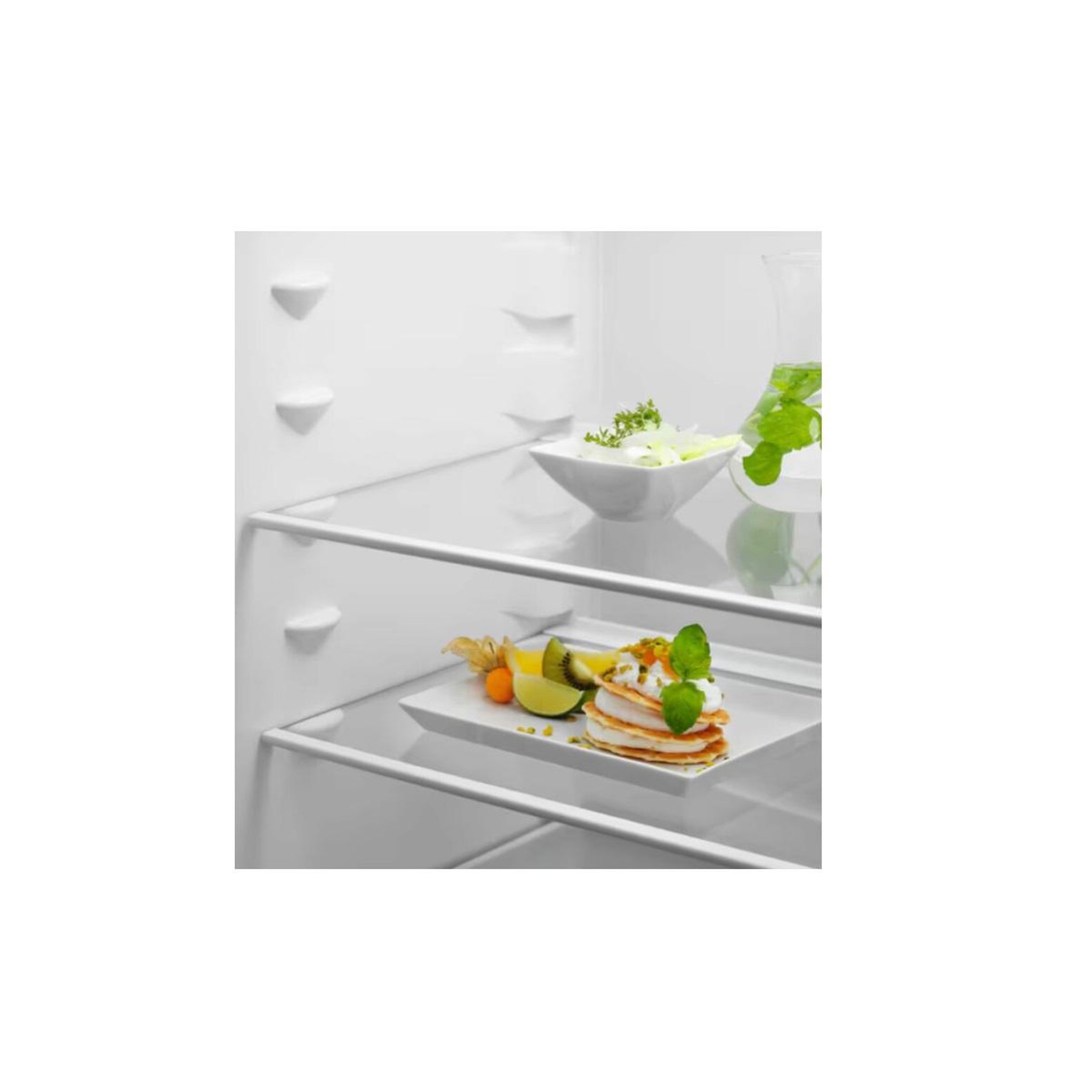 Voir la diapositive 3 : ELECTROLUX Réfrigérateur combiné encastrable à glissières 249l - kts5le16s