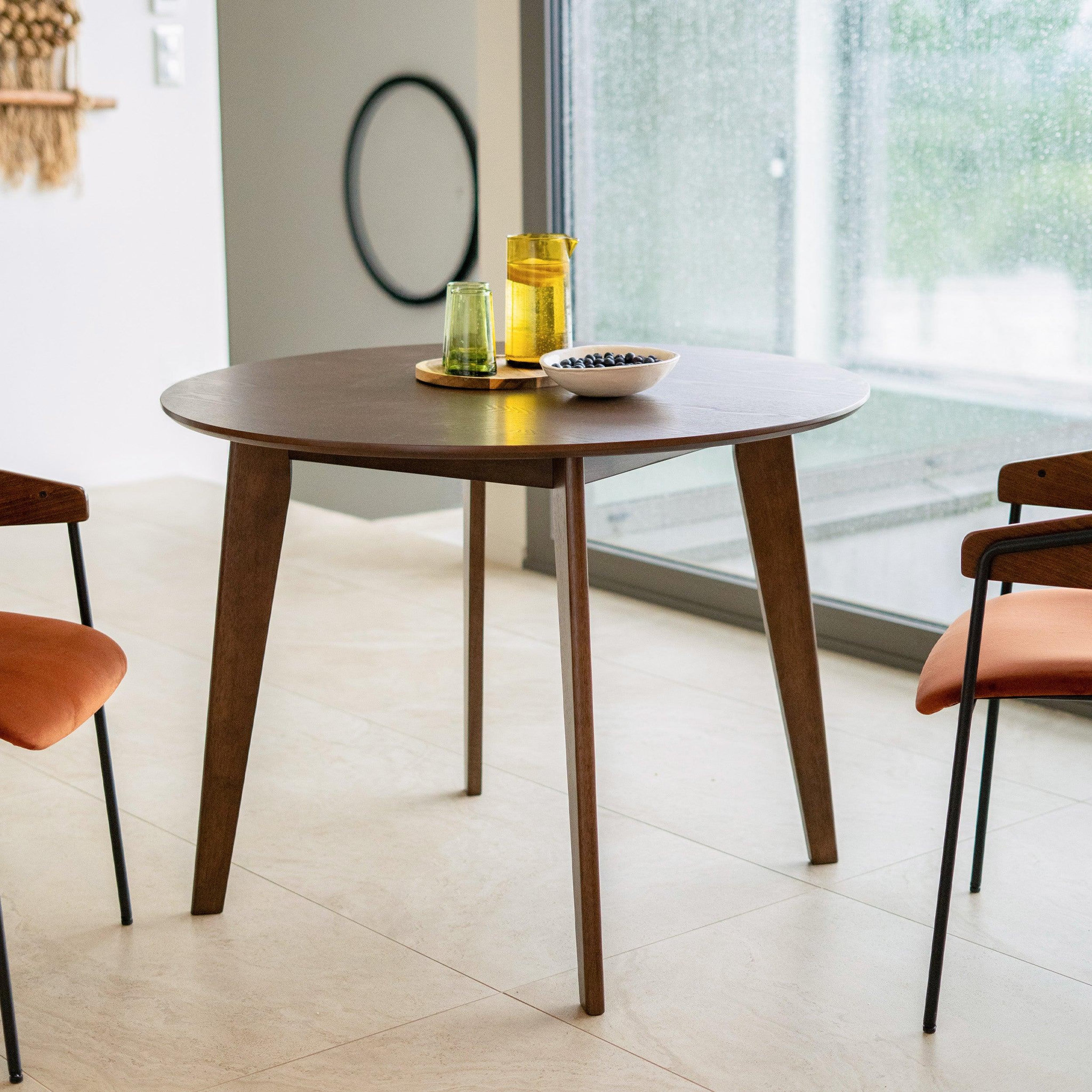 Voir la diapositive 2 : MAISON PAVANE Table ronde 4 personnes en bois foncé d100 cm-réno
