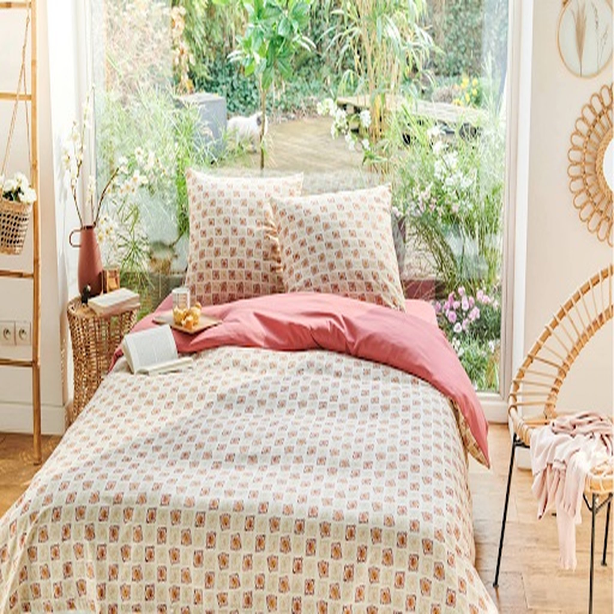 Parure housse de couette 100% polyester microfibre PETALE + 1 drap housse offert
