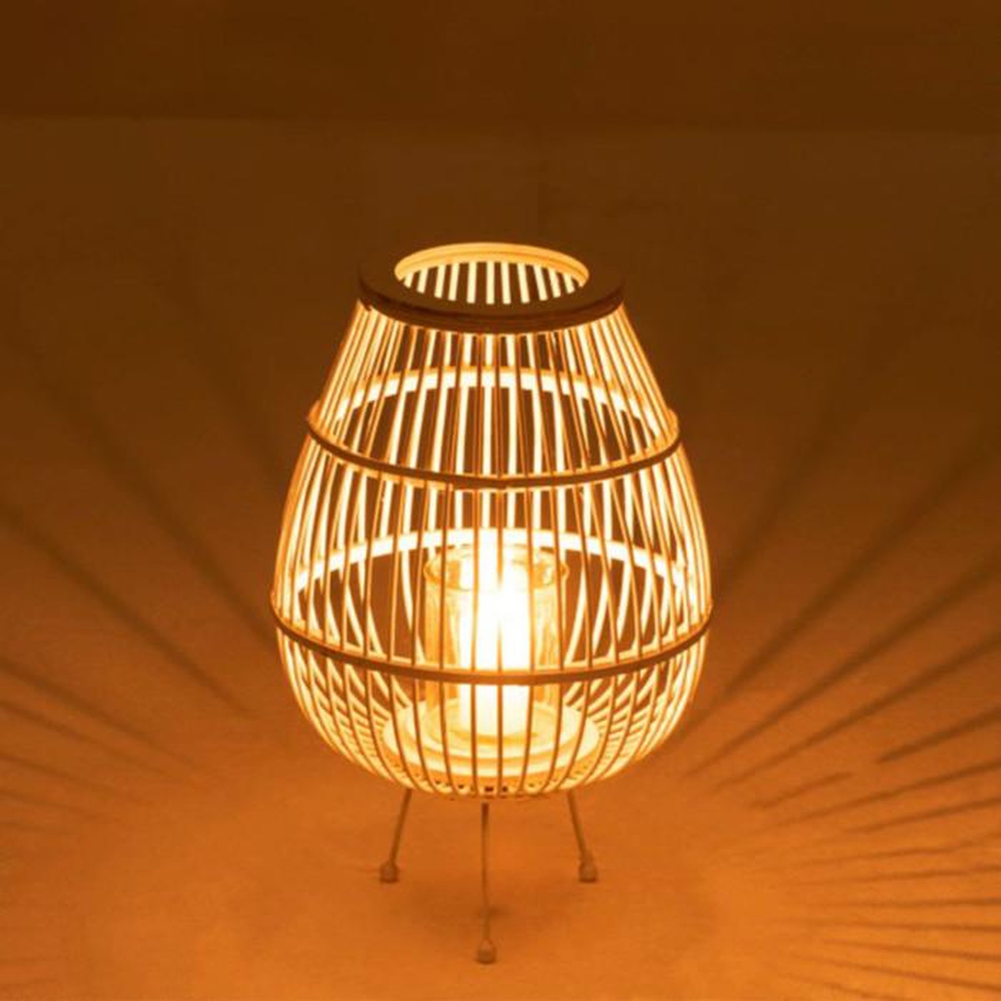 Voir la diapositive 4 : Paris Prix Lanterne sur Pied en Bambou  Daya  47cm Blanc