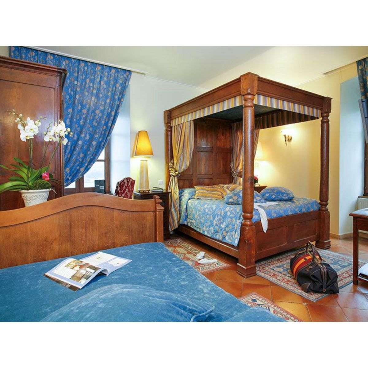 Smartbox Séjour de 2 jours en château 4* avec 2h d'accès au spa près de Lyon - Coffret Cadeau Séjour