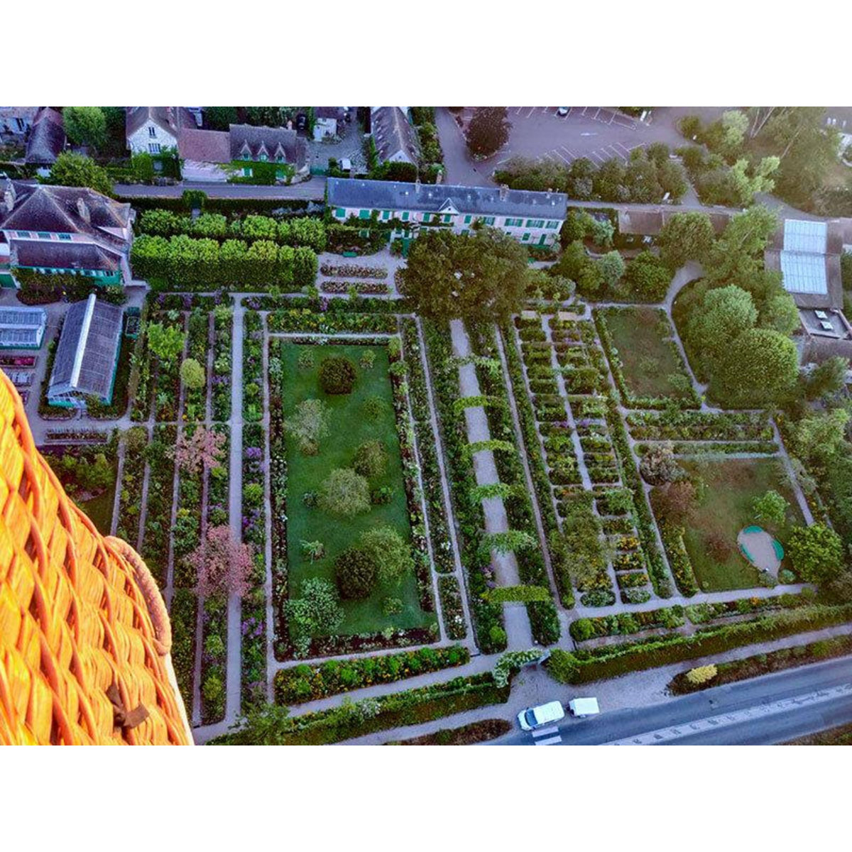 Smartbox Vol en montgolfière au-dessus du parc du Vexin en semaine - Coffret Cadeau Sport & Aventure