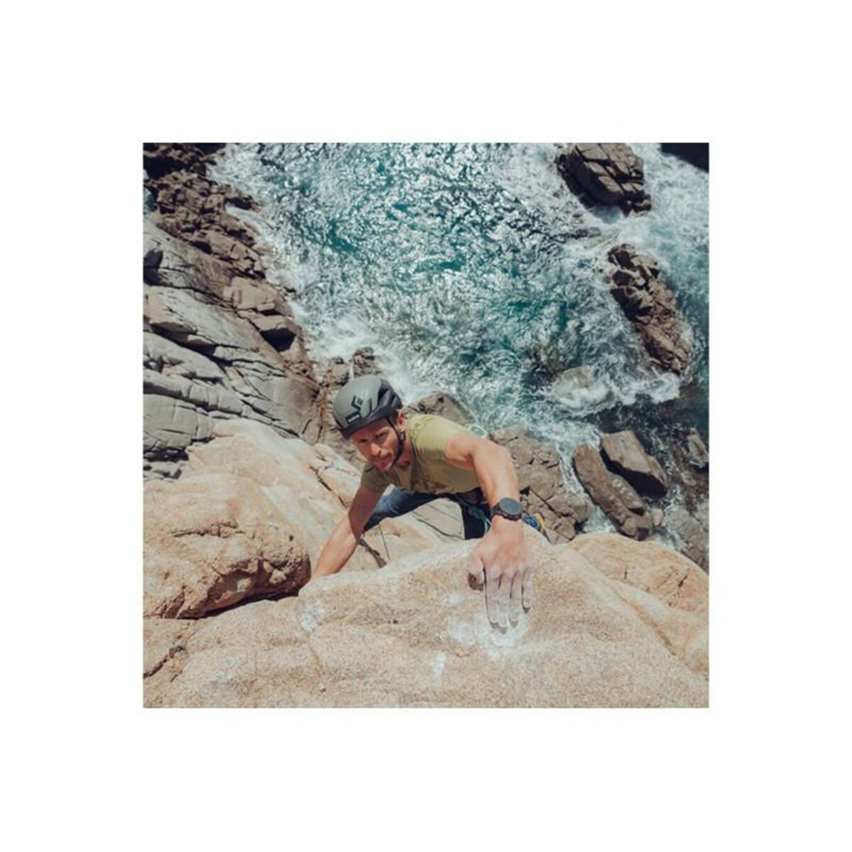 Suunto Montre connectée Suunto VERTICAL TITANIUM SOLAR BLACK