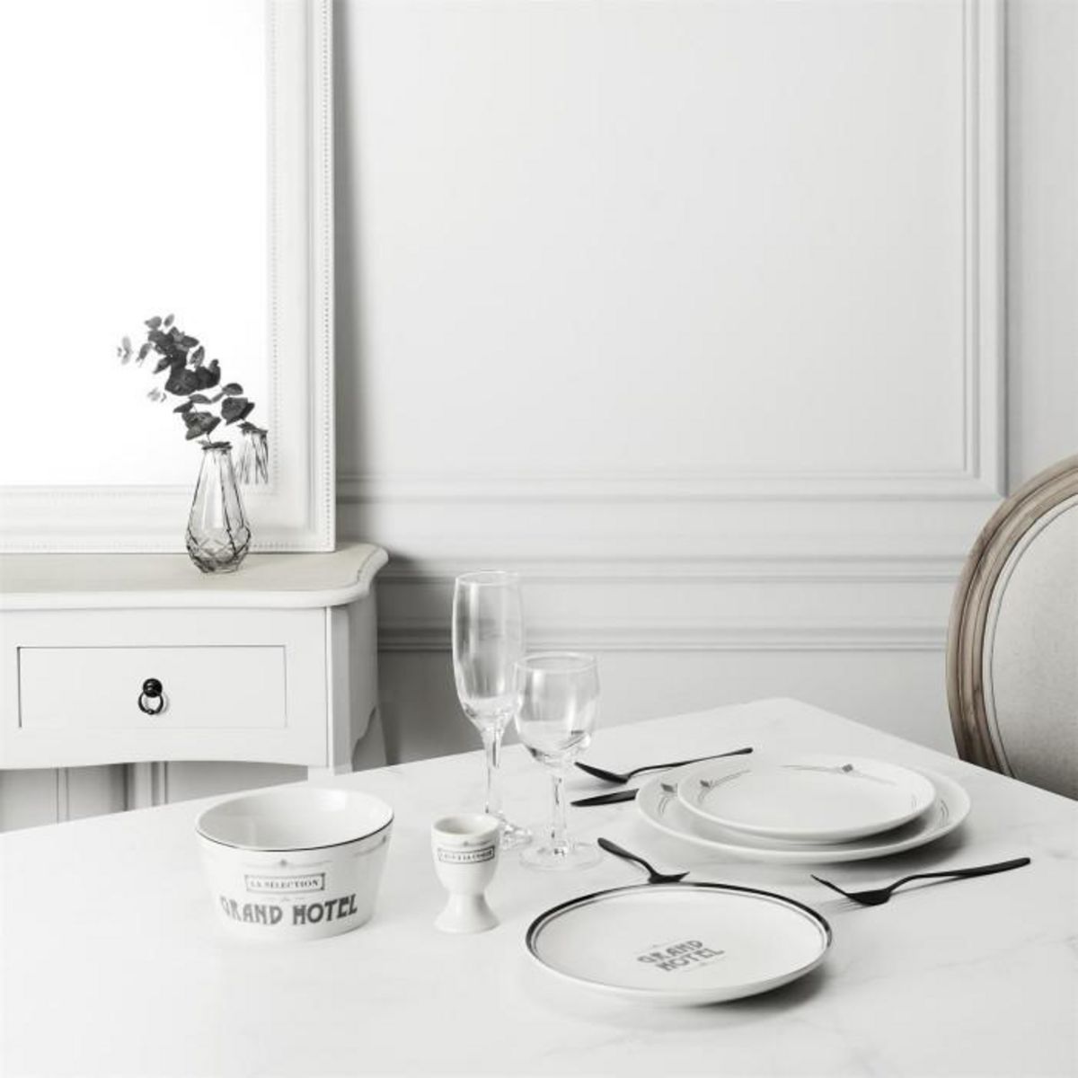 Paris Prix Coquetier en Porcelaine  Grand Hôtel  7cm Blanc