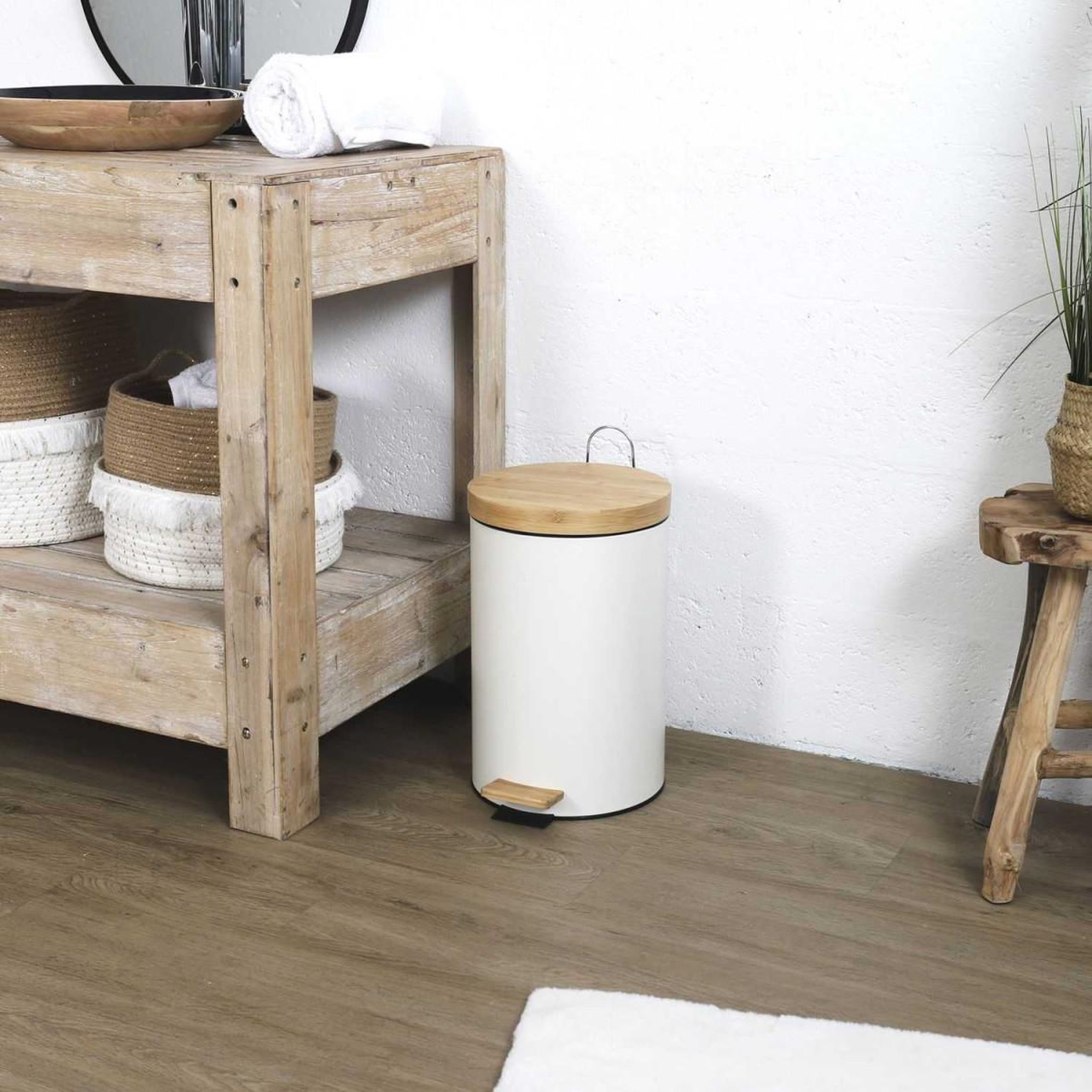 Voir la diapositive 4 : Je cherche une idee Lot de 2 poubelles à pédale  shari  15l blanc