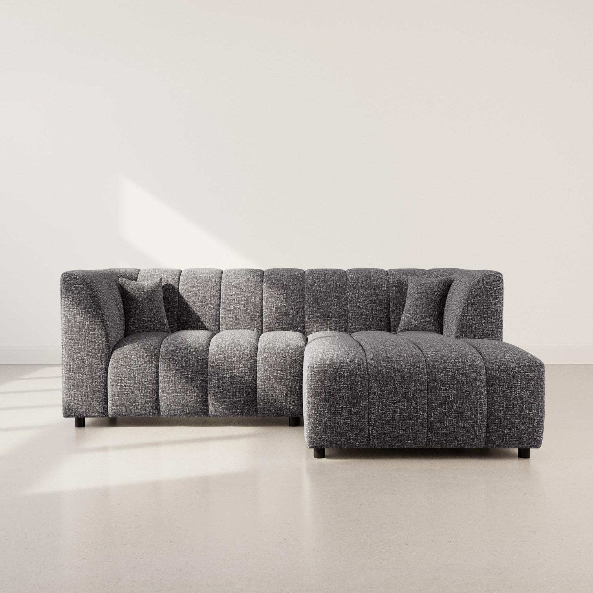 Voir la diapositive 2 : LISA DESIGN Curtis - canapé d'angle droit 4 places avec accoudoir en tissu texturé