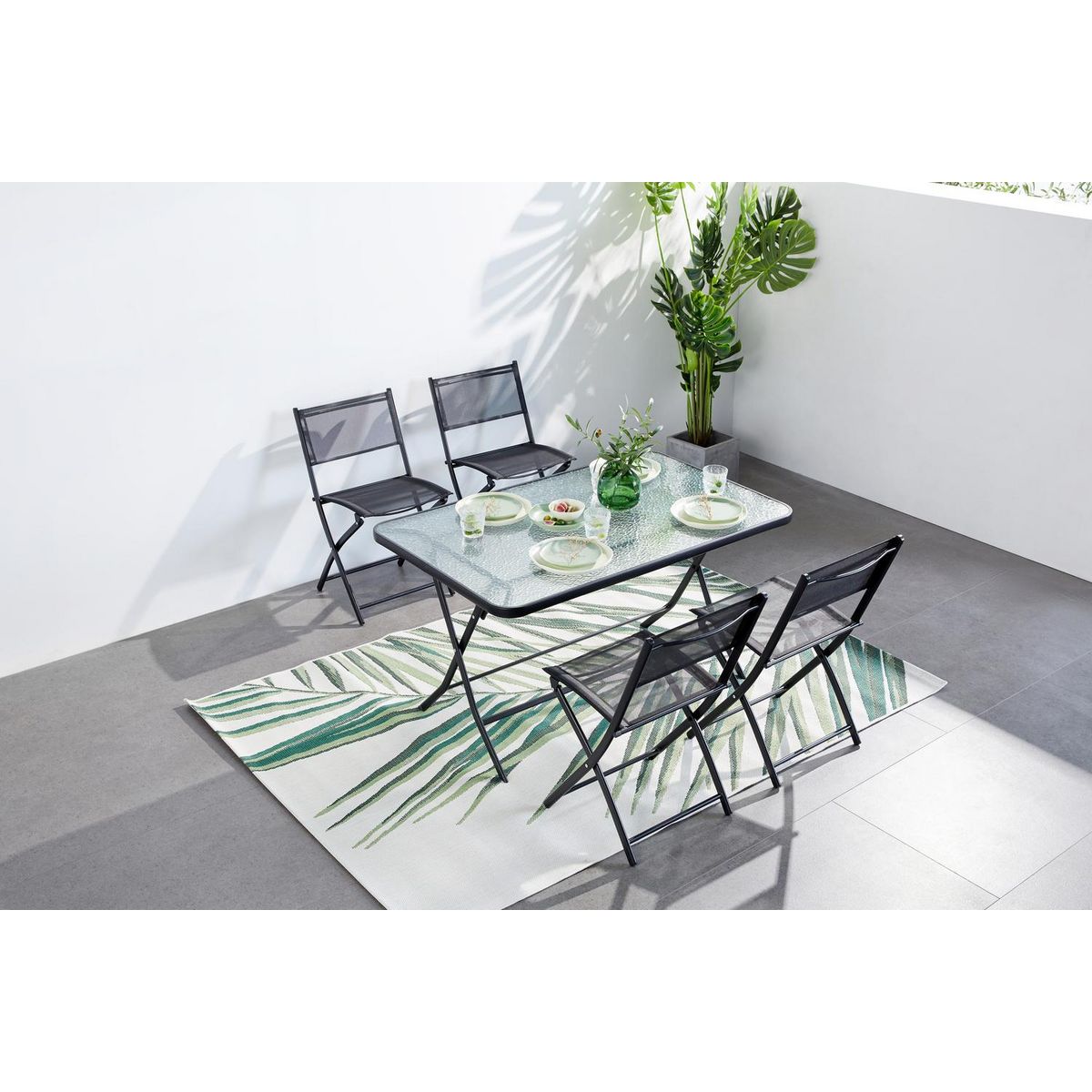 CONCEPT USINE Table de jardin et 4 chaises MAHON