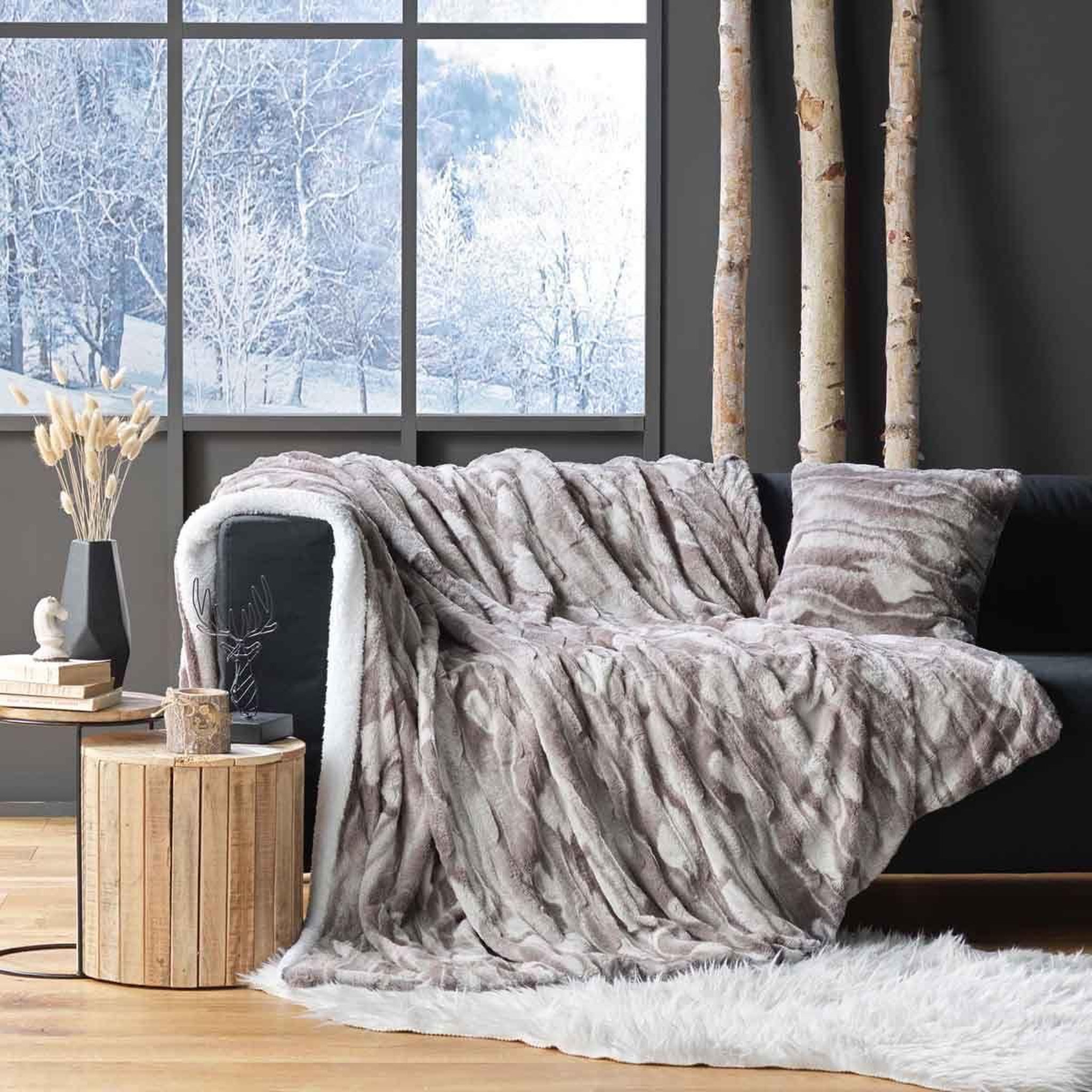Voir la diapositive 4 : Douceur d'Intérieur Plaid imitation fourrure  caribou  180x220cm naturel