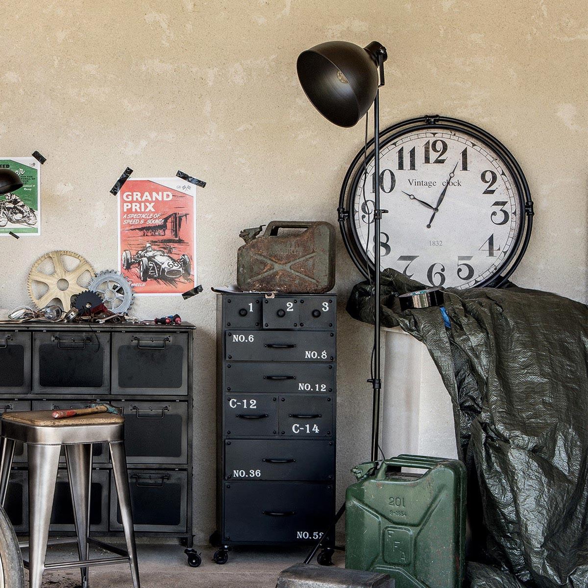 Voir la diapositive 3 : ATMOSPHERA Lampadaire trépied en métal  vintage  175cm noir