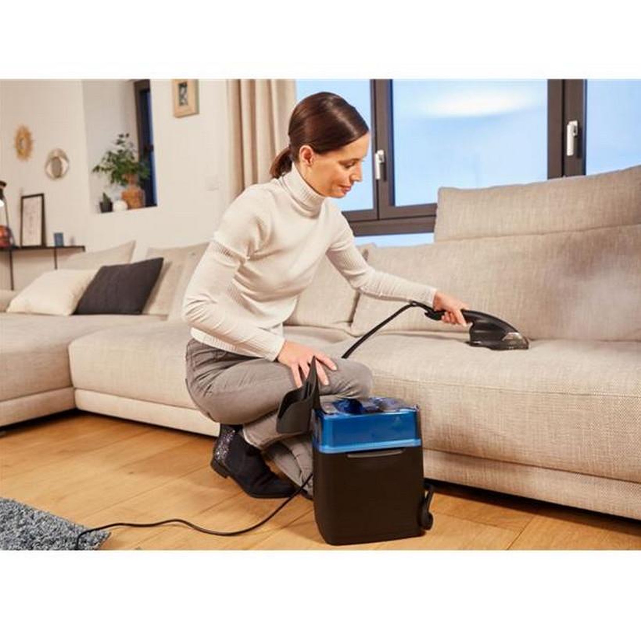 Voir la diapositive 3 : CALOR Défroisseur vapeur à main 90g/mn 2170w noir/bleu - ut2020c0