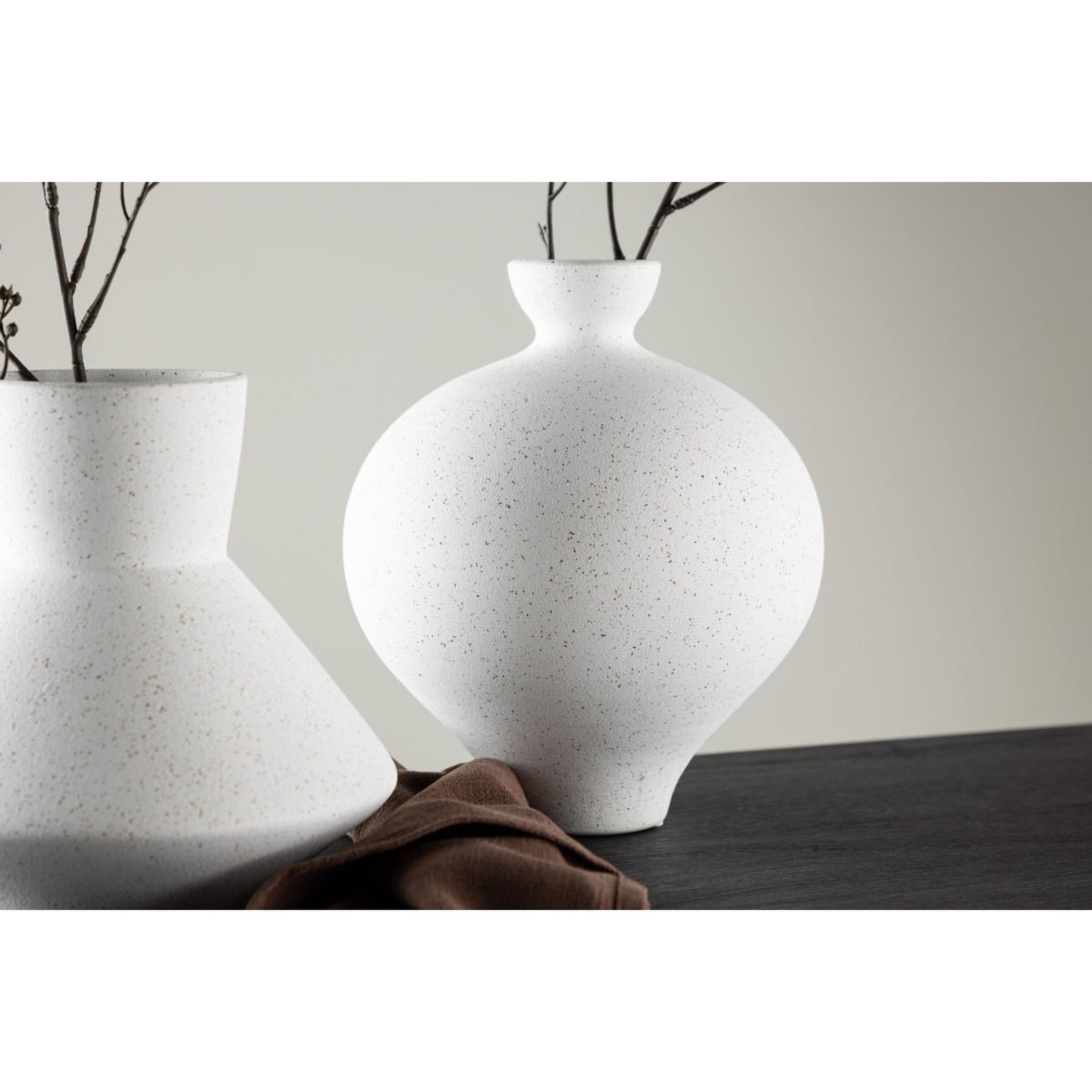 Voir la diapositive 4 : Paris Prix Vase déco  rellis  24cm blanc