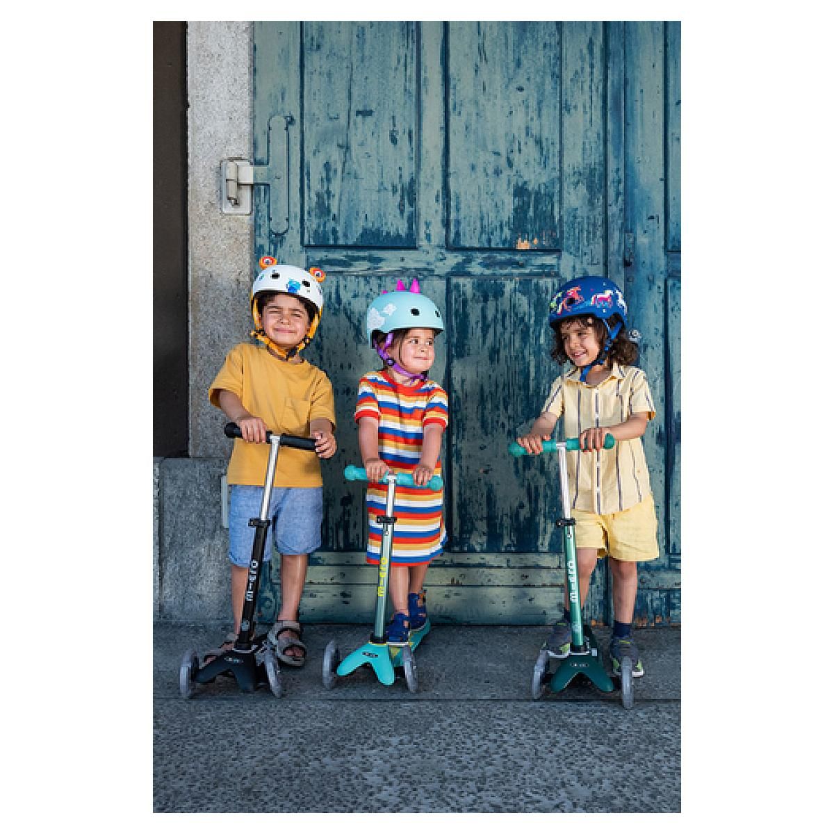 Micro Trottinette Mini  Deluxe ECO LED Menthe