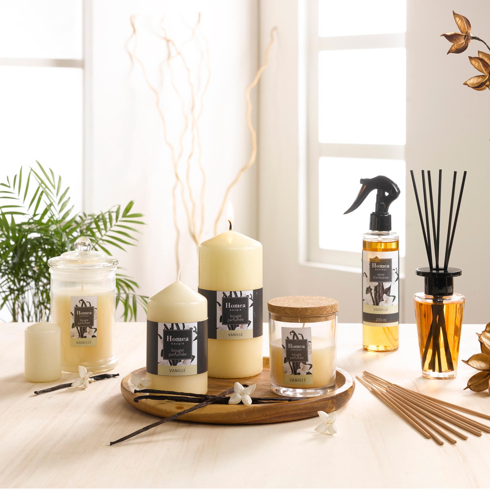 Voir la diapositive 2 : Eden Bougie pillier parfumée essentiel vanille