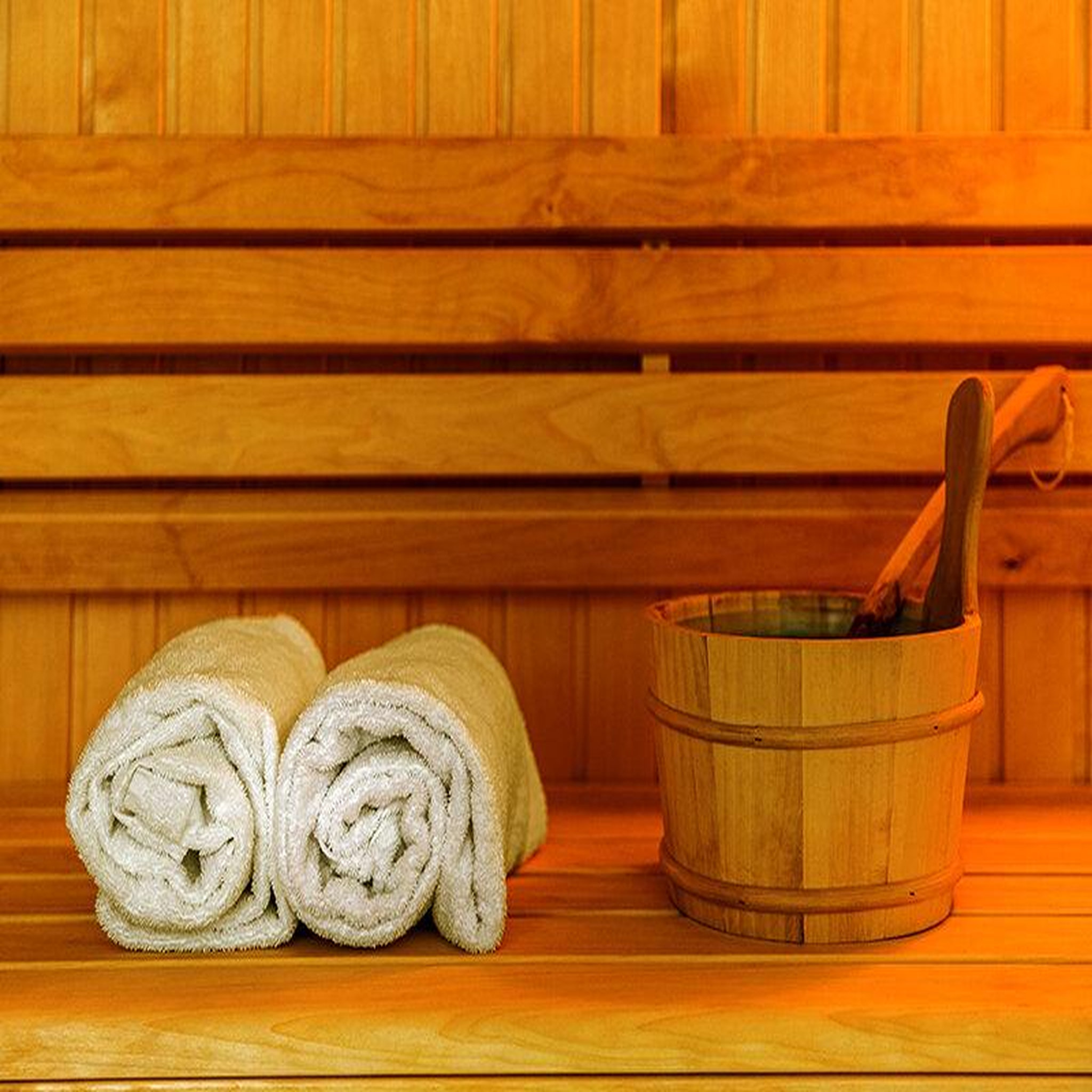 Voir la diapositive 4 : Smartbox Séjour tout confort en hôtel 4* près de Tours avec dîner 4 plats et accès au spa - Coffret Cadeau Séjour