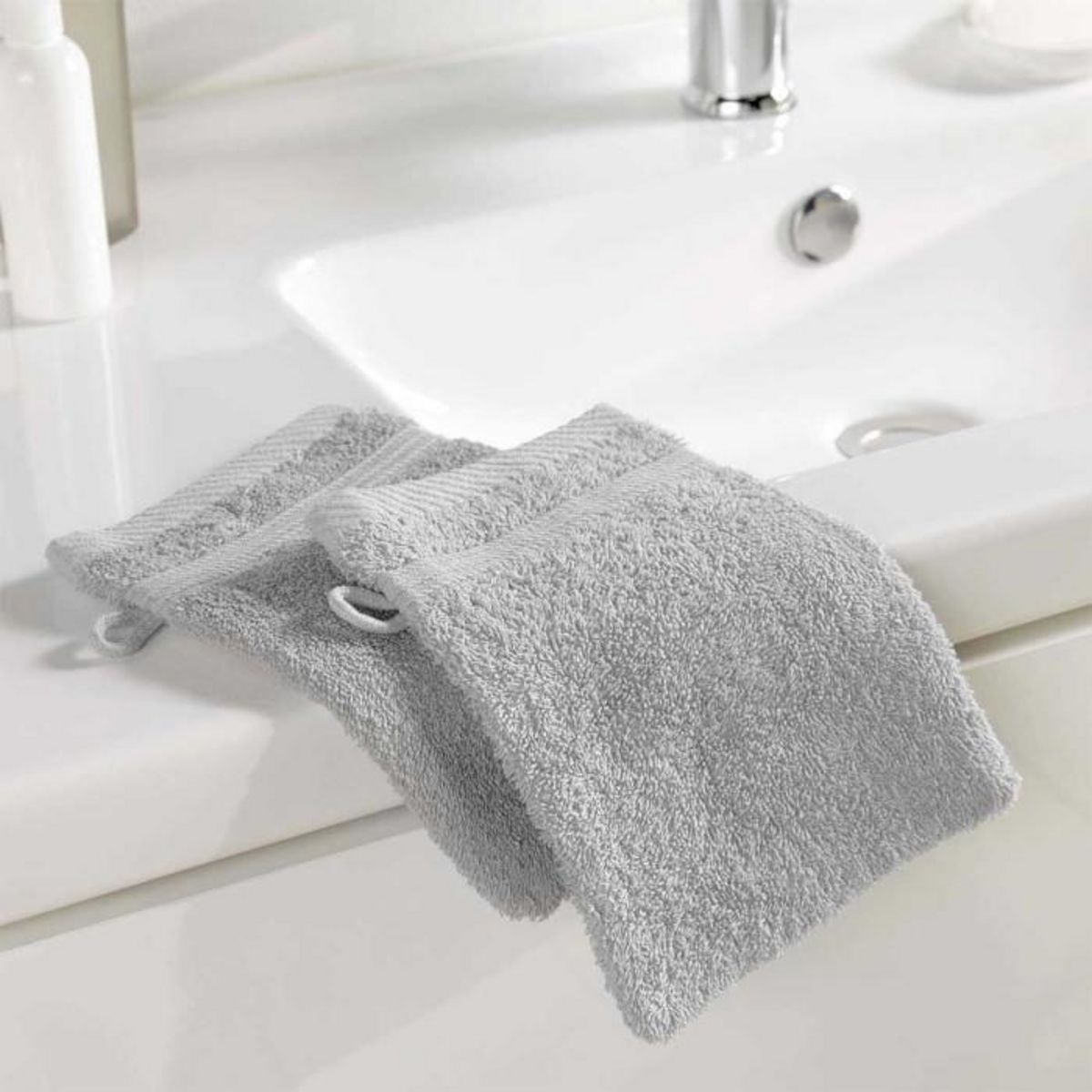 Paris Prix Lot de 2 Gants de Toilette  Tendresse  15x21cm Gris Perle