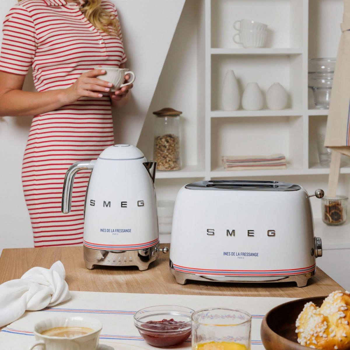 SMEG G-Pain INES DE LA FRESSANGE TSF01IDFEU