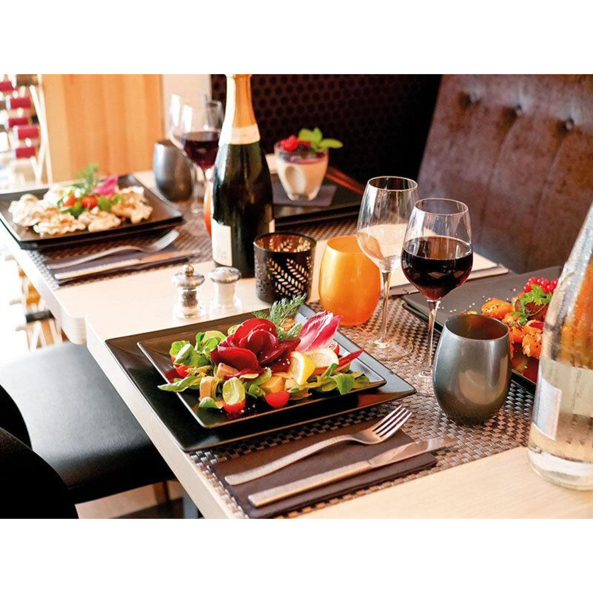 Smartbox Menu gastronomique 3 plats boissons comprises à Paris pour 2 personnes - Coffret Cadeau Gastronomie