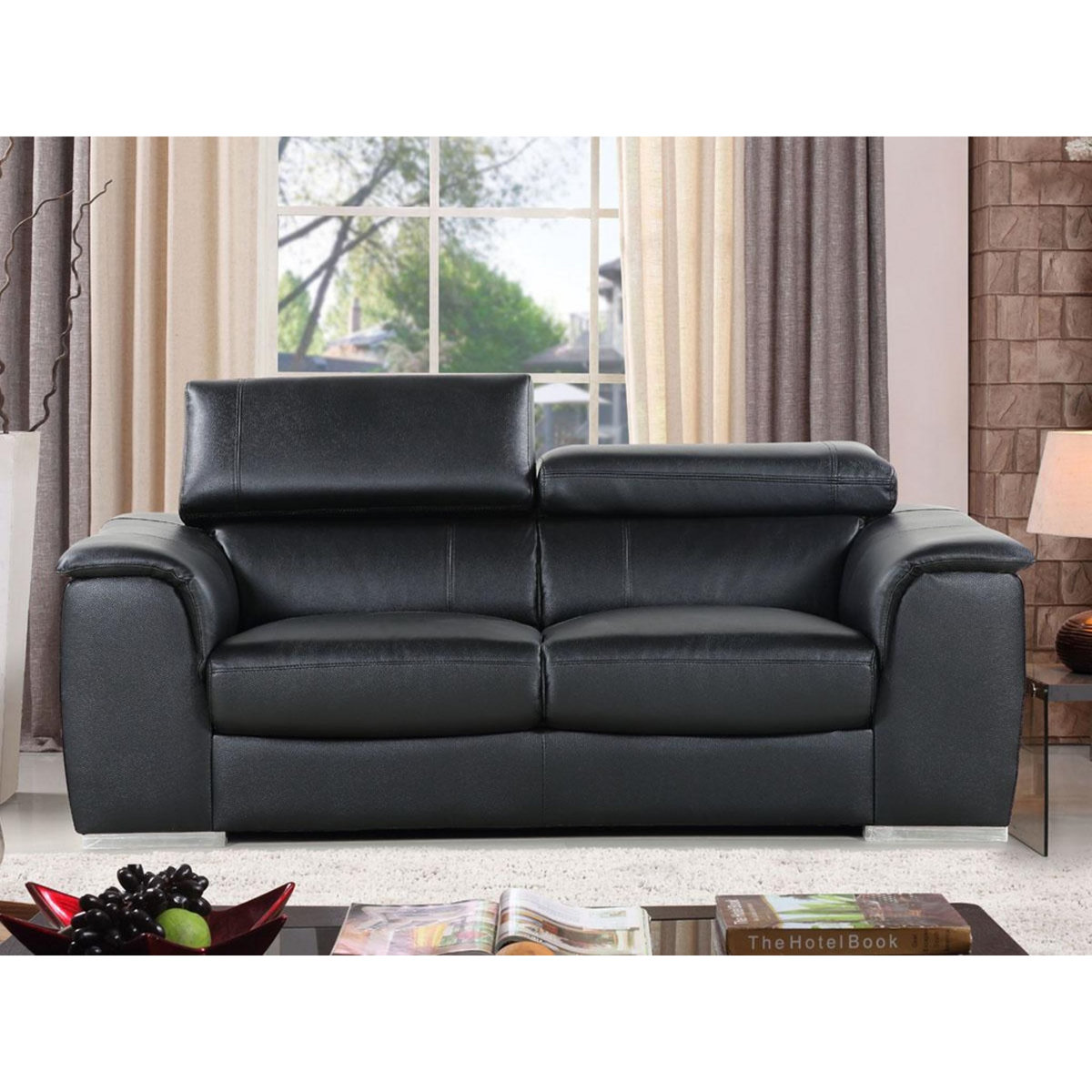Habitat et Jardin Canapé cuir reconstitué et PVC  Bari  - 180 x 96 x 72 cm - 2 places - Noir