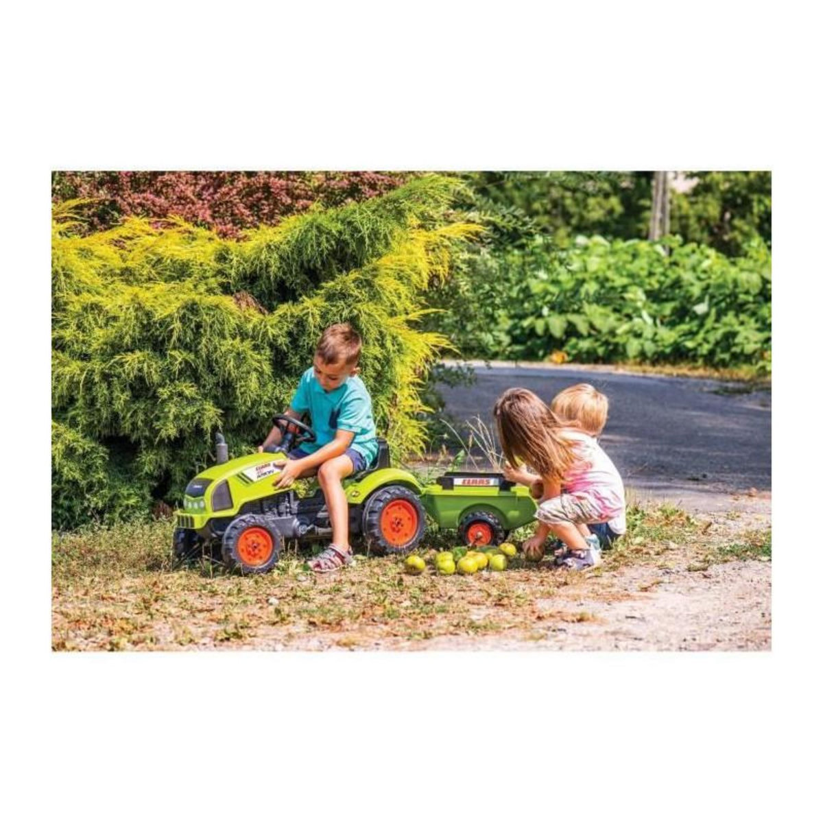 FALK FALK Tracteur a pedales Claas avec remorque