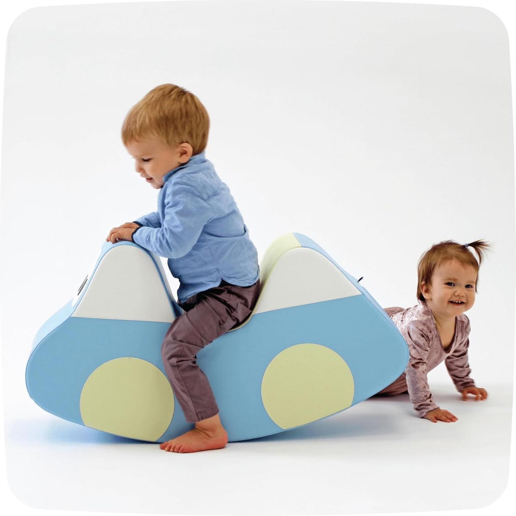 Voir la diapositive 3 : IGLU Rocker Car bleu pastel clair