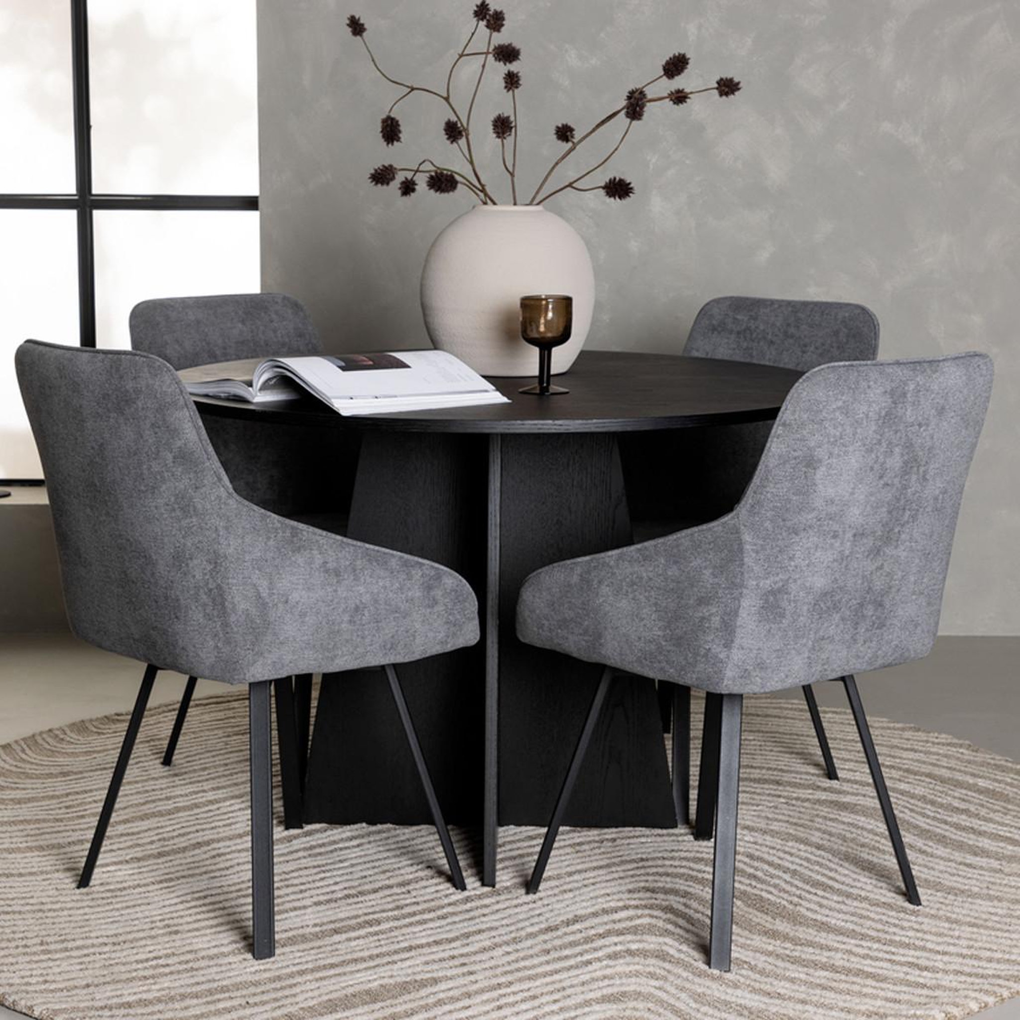Voir la diapositive 3 : Paris Prix Ensemble table à manger & 4 chaises  bootcut & rosie  110cm gris & noir
