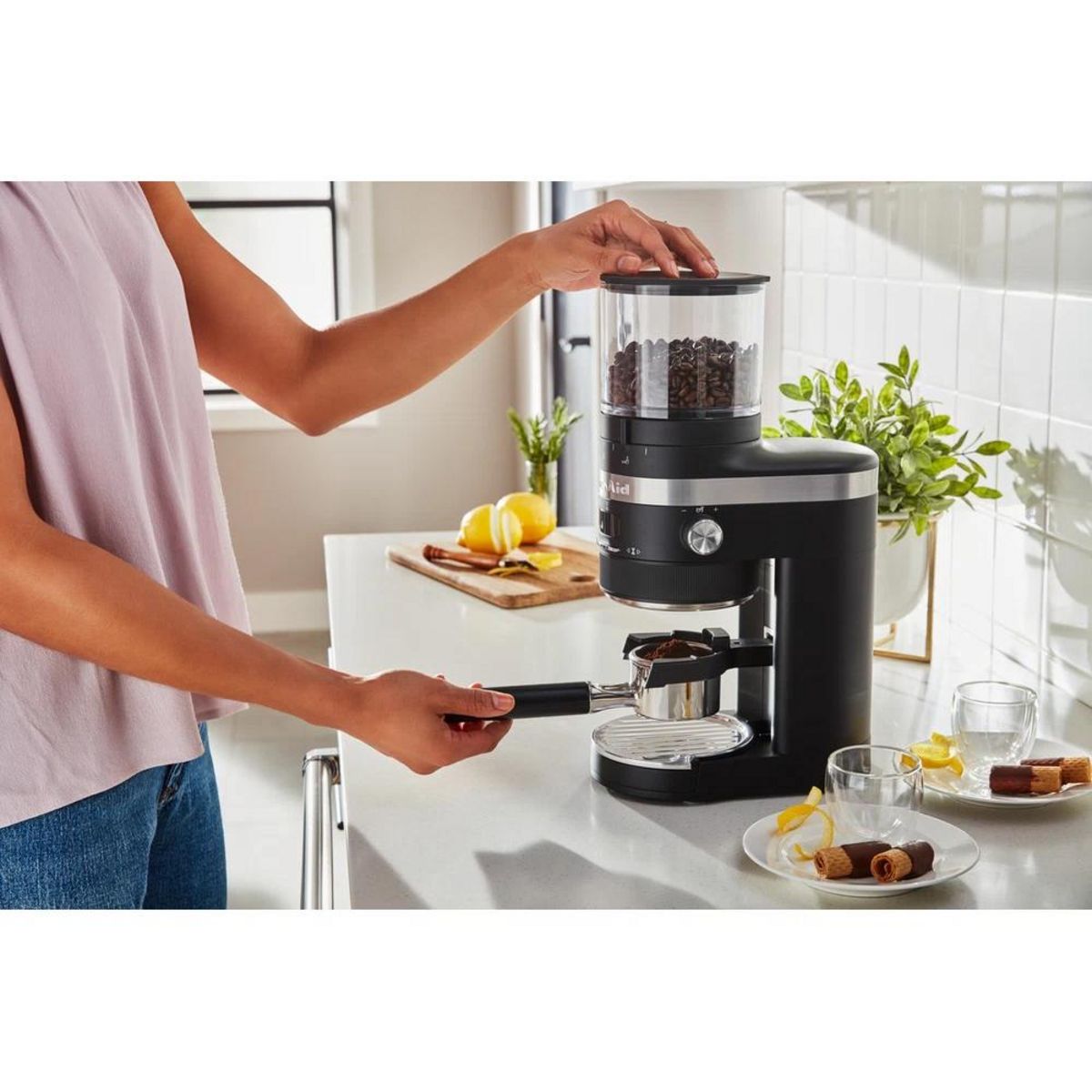 KitchenAid Moulin à café 340g 240w noir réglisse - 5KCG8433EBM