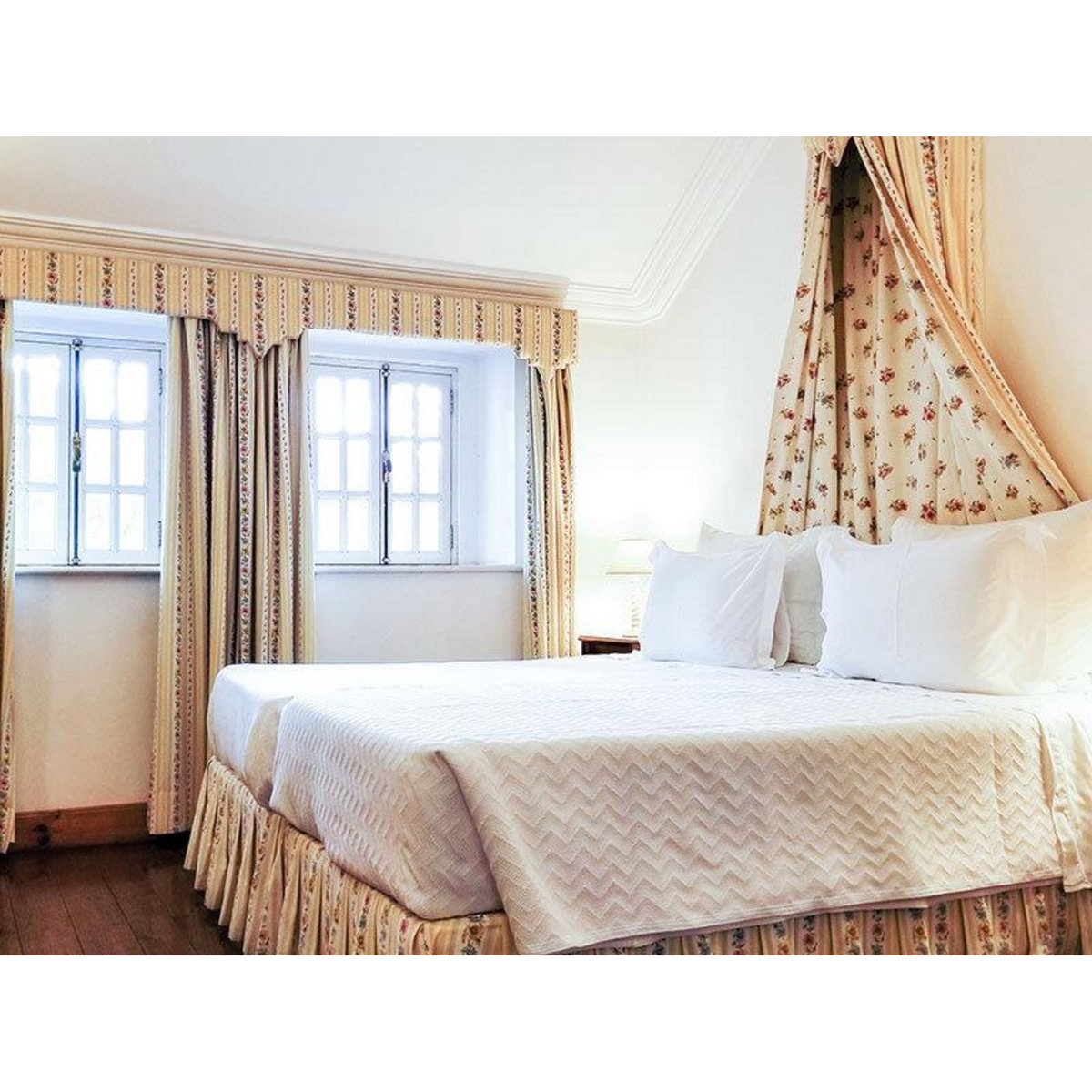 Smartbox Luxe et romantisme en hôtel 5* au nord de Lisbonne lors de 2 jours avec dîner - Coffret Cadeau Séjour