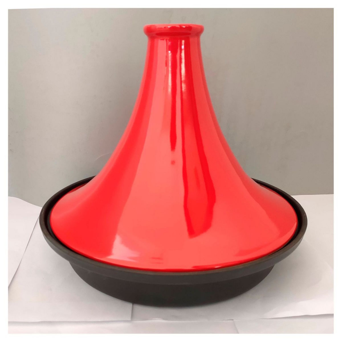 Tajine 27 cm rouge et noir
