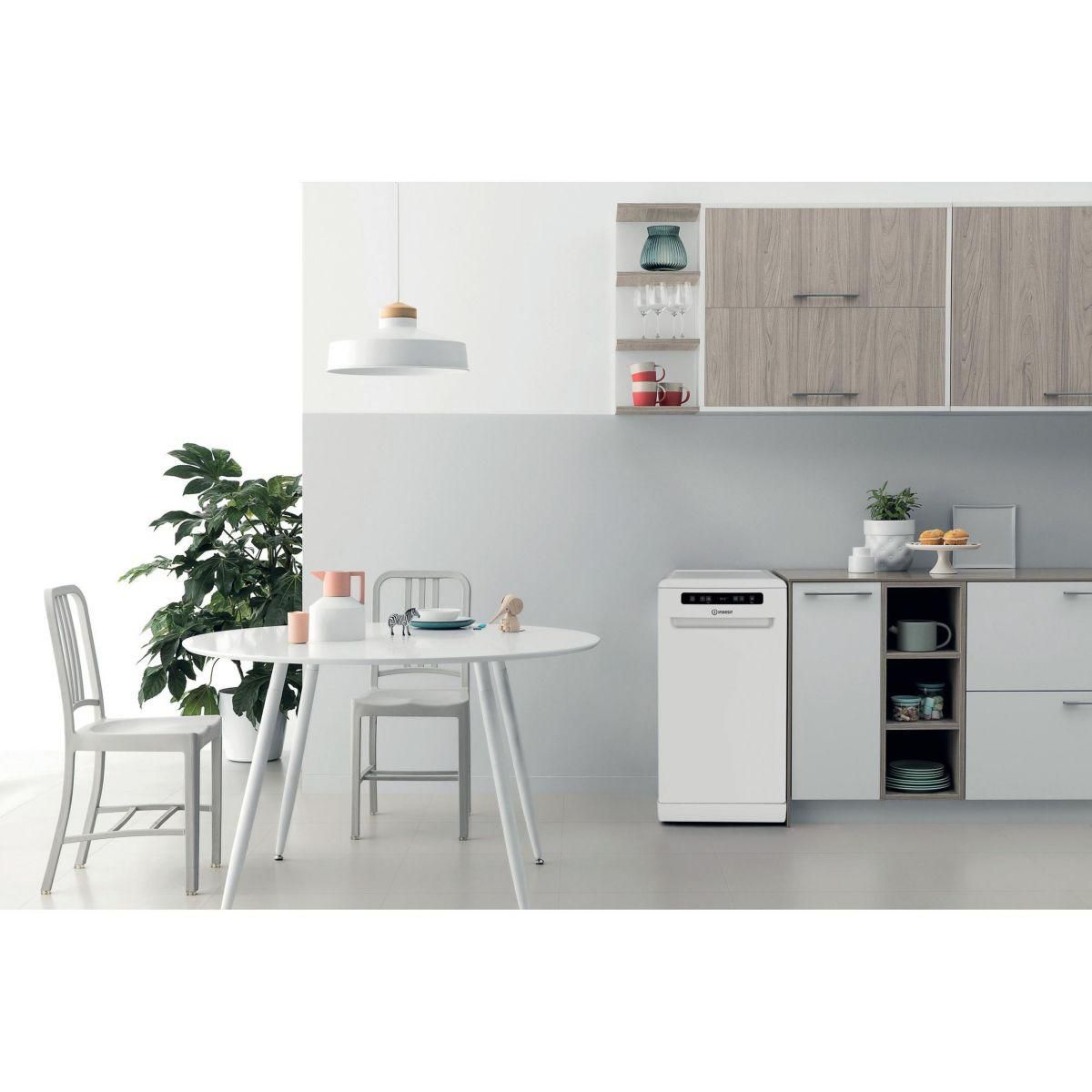 Indesit Lave vaisselle 45 cm IN2FD10CS70W