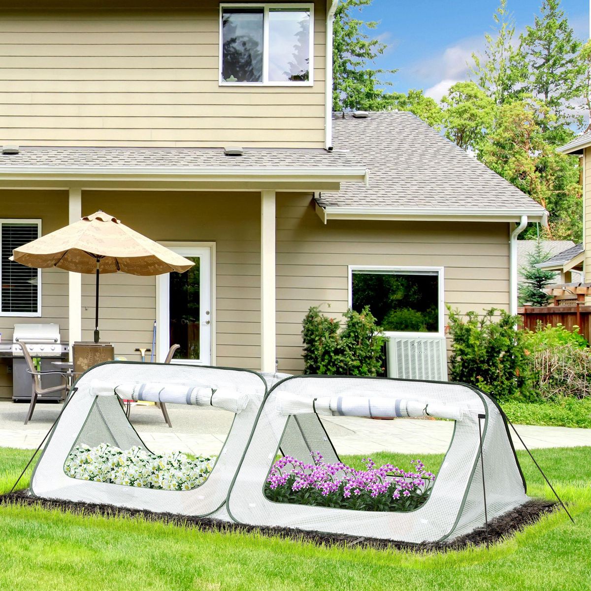 OUTSUNNY Mini serre pop-up de jardin - serre à tomates - 4 fenêtres + 4 portes zippées enroulable - dim. 2,4L x 1,2l x 0,75H m - sac transport inclus - PE blanc vert
