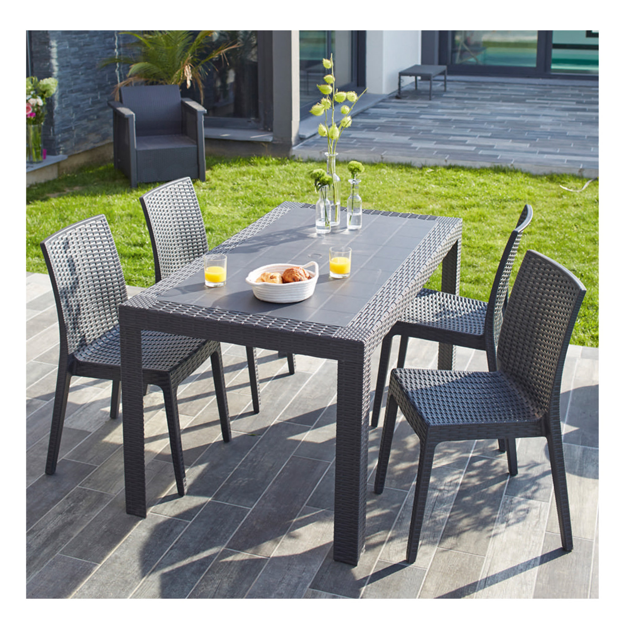 Voir la diapositive 1 : ARETA Table de jardin - 4/6 places - Résine - Gris - URANO