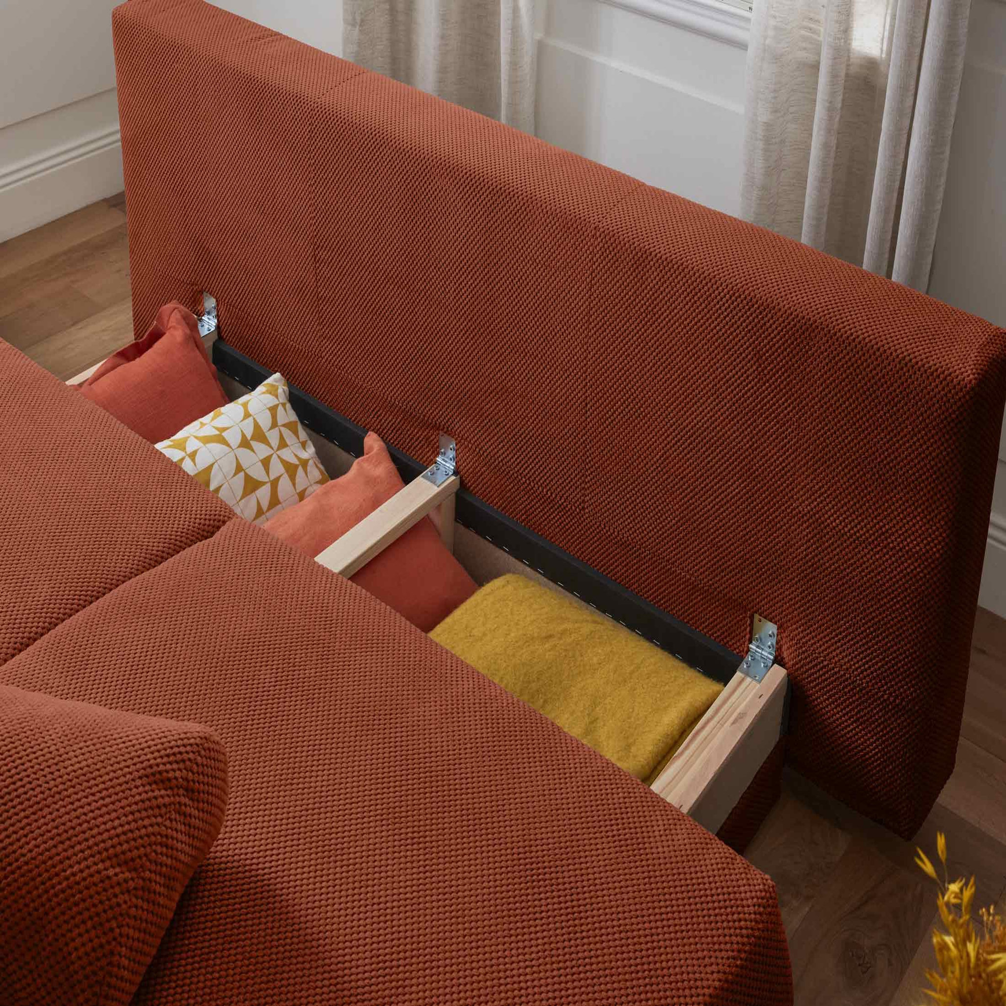 Voir la diapositive 3 : BEST MOBILIER Cristal - canapé 3 places - convertible avec coffre - en velours texturé