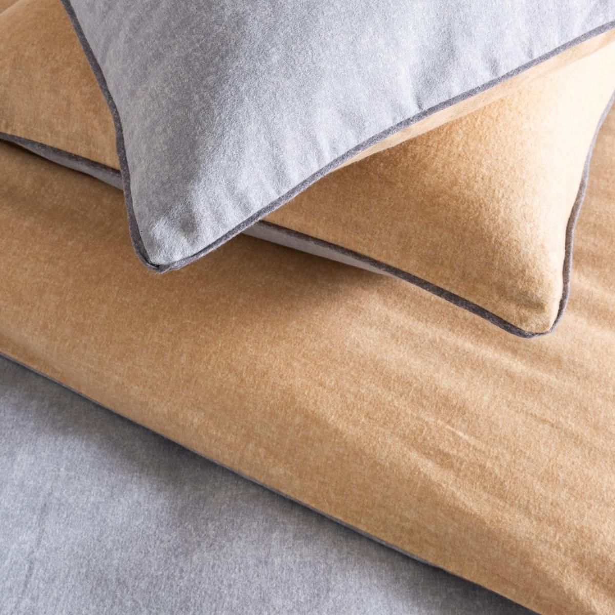 FUTURE HOME Parure de lit 2 personnes en flanelle coton 57 fils unie multico 240x220cm