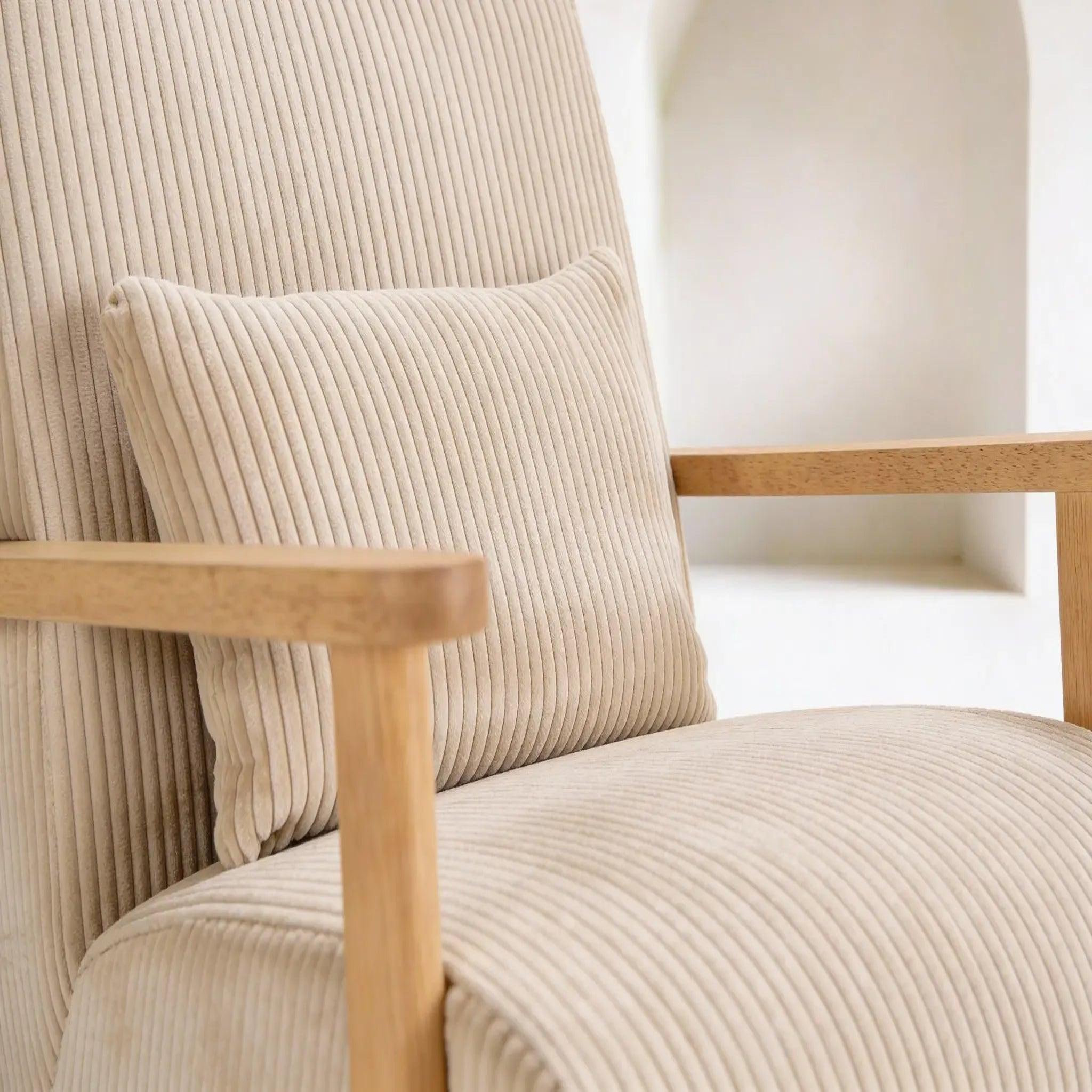 Voir la diapositive 4 : CASANOVA PARIS Kyo - fauteuil pieds en bois