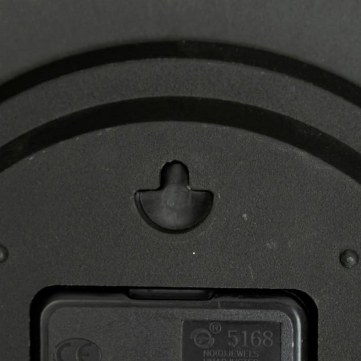 ATMOSPHERA Horloge Murale Relief  Doris  30cm Noir