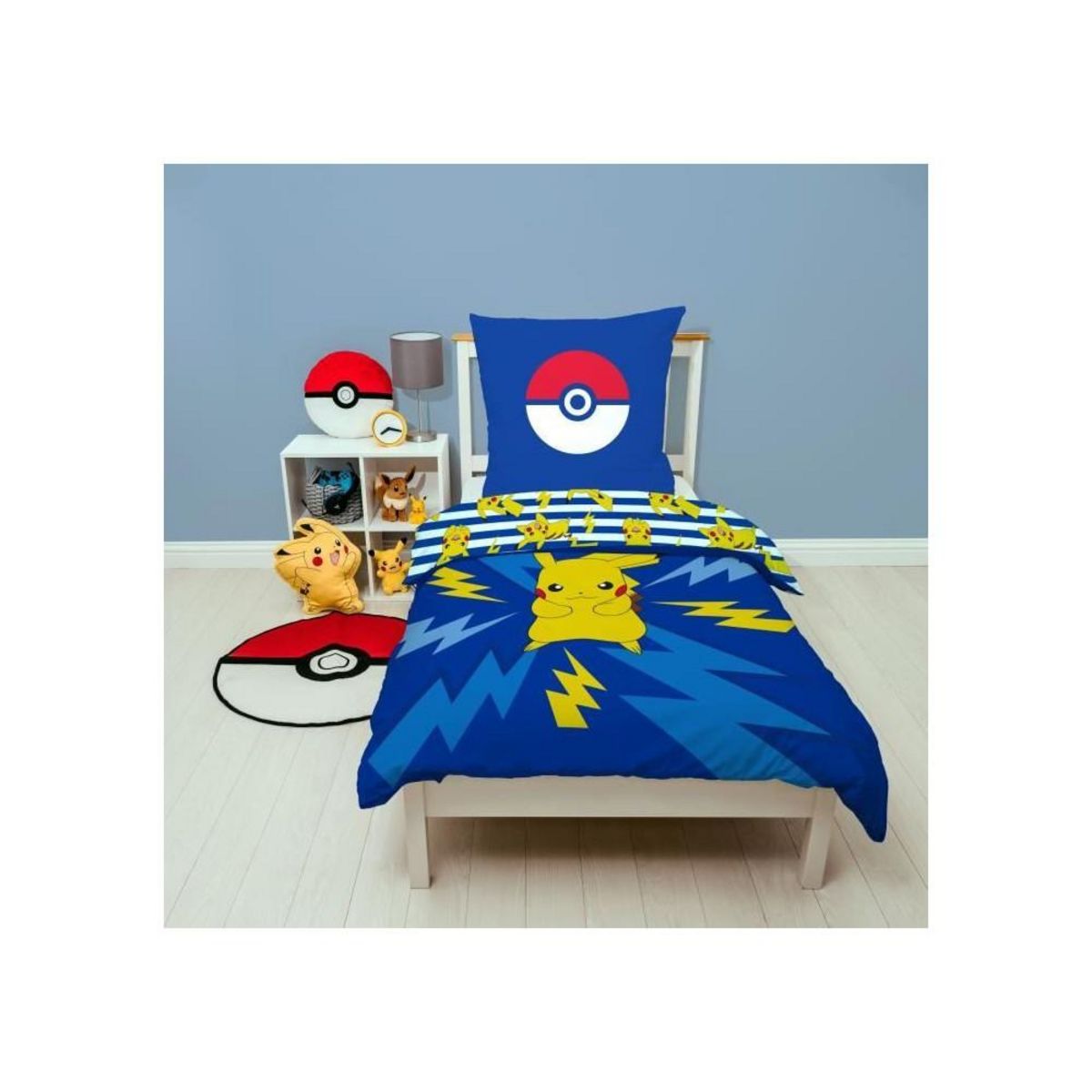 Pokemon Parure de lit réversible - POKEMON - Pikachu IV - Microfibre - 1 housse de couette 140 x 200 cm + 1 taie 63 x 63 cm