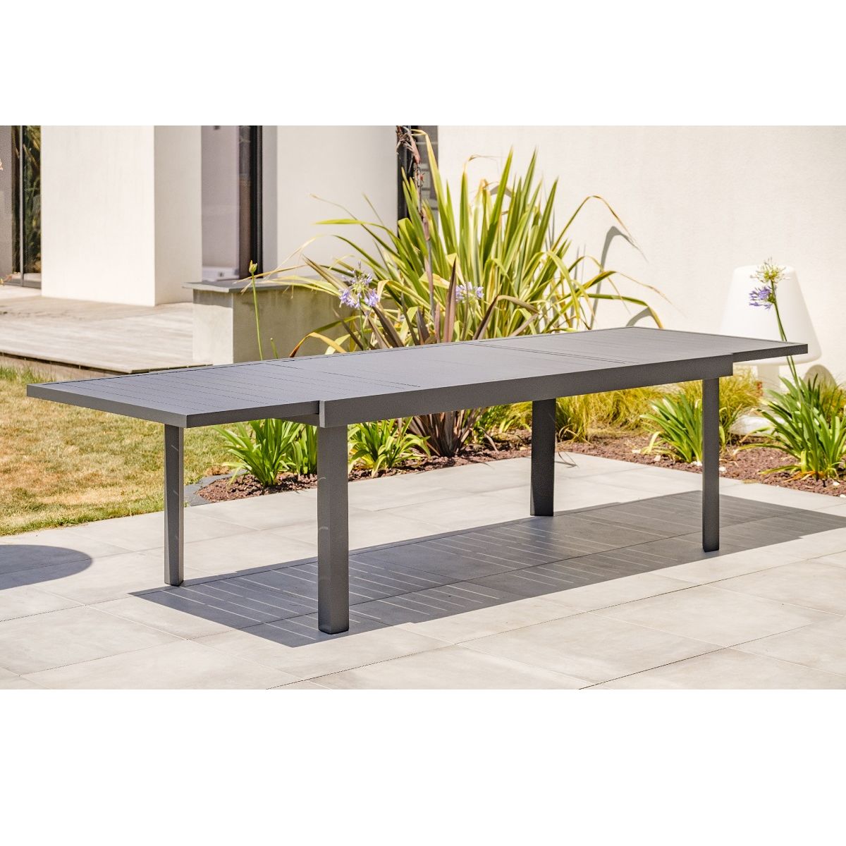 DCB GARDEN Table de jardin - Aluminium - Gris - COPENHAGUE