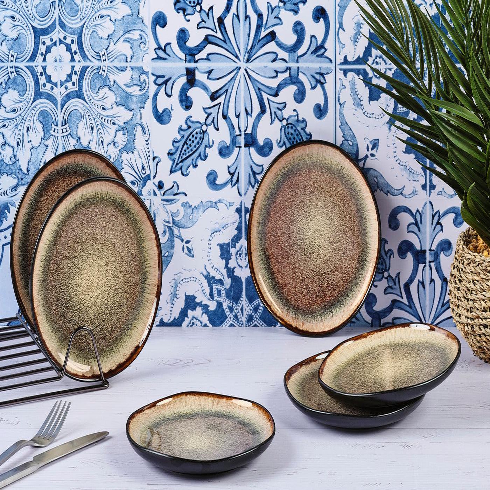 Voir la diapositive 2 : BJORN Assiette iris ø16cm - 6 pièces - marron sauvage