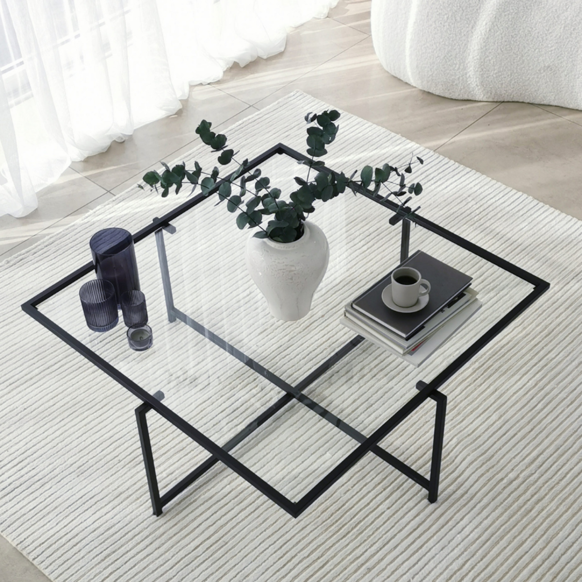 CONCEPT USINE Table basse design noire en verre LIMP