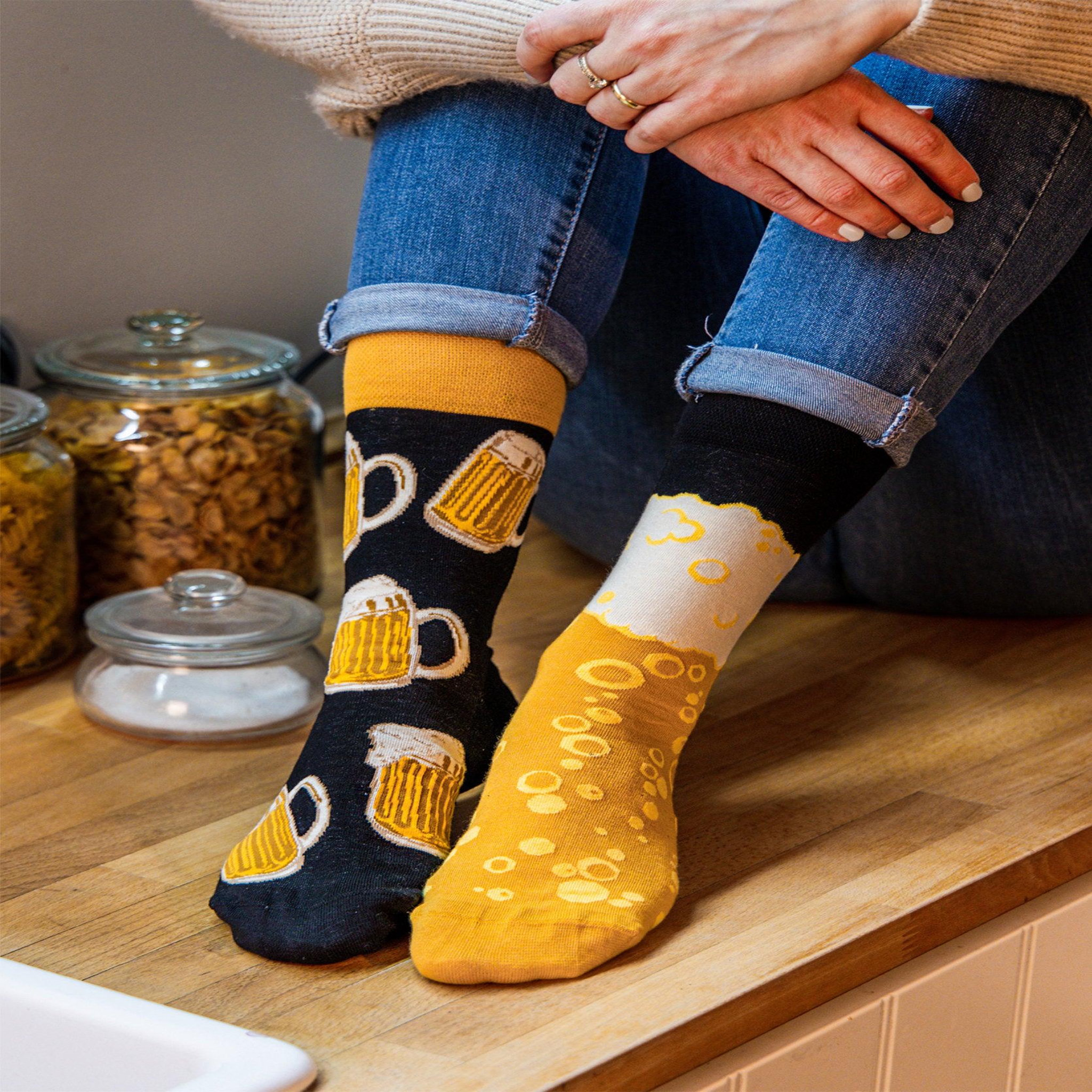 Voir la diapositive 2 : DEDOLES Chaussettes bière pression